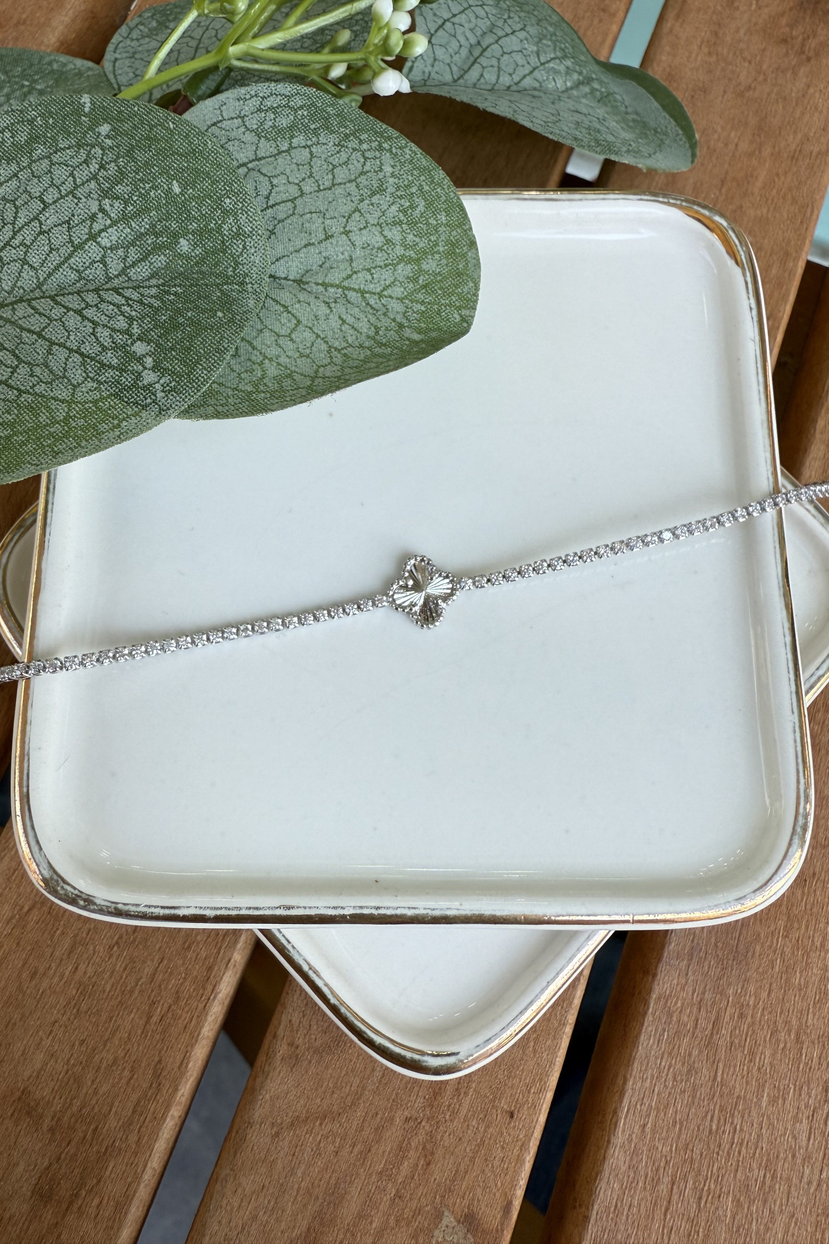 14K Altın Kaplama Kenarları Su Yolu Ortası Yonca Bileklik Silver 17cm 