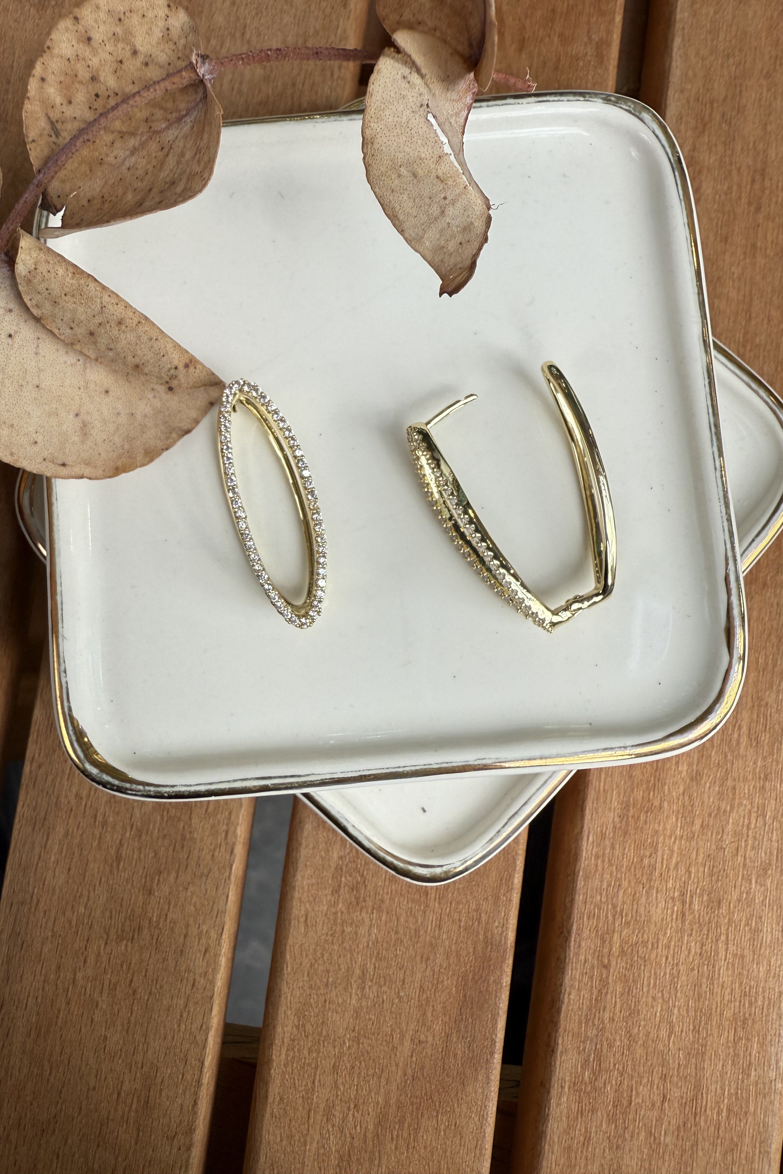 14K Altın Kaplama Taşlı Oval Çift Yönlü Küpe Gold