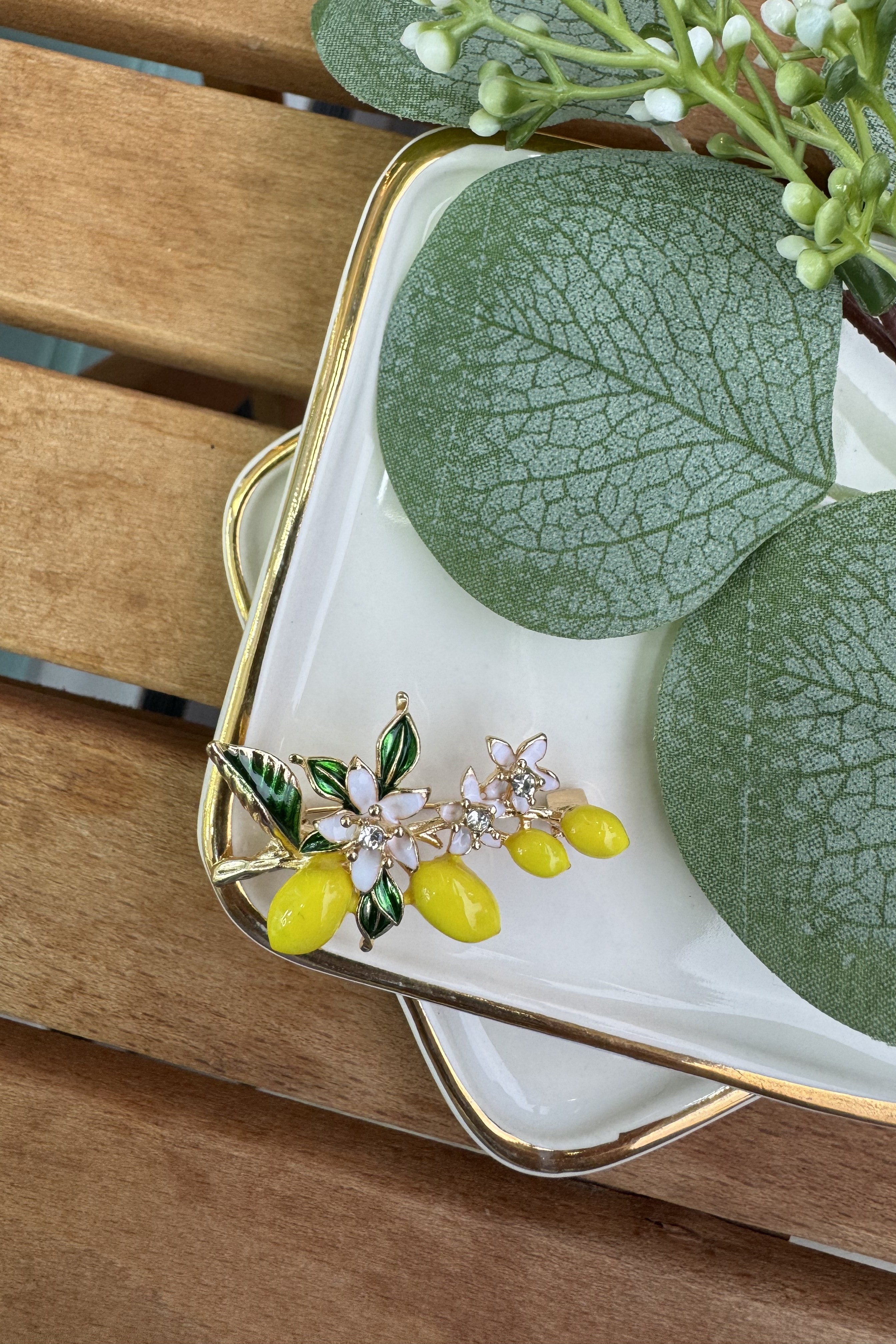 Limonlar Broş