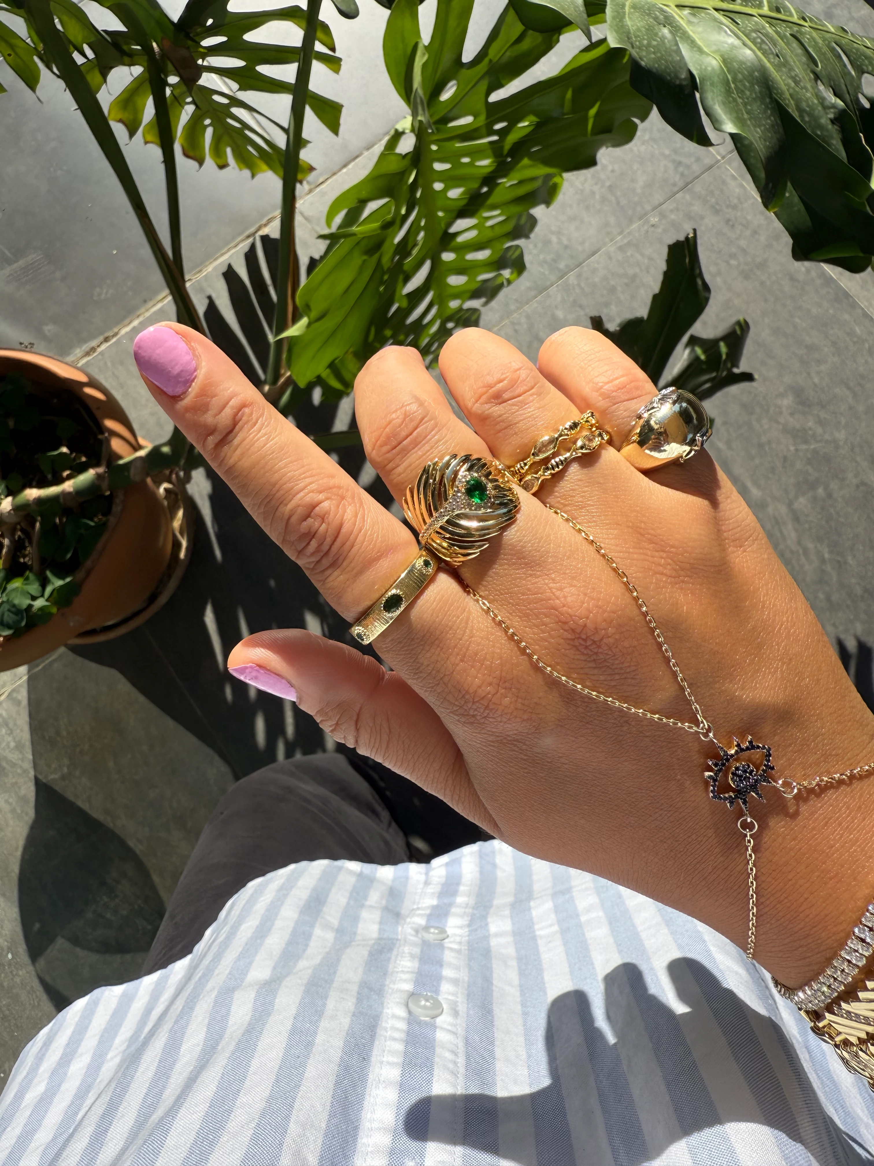 14K Altın Kaplama Bombeli Kenarı Nakışlı Serçe Parmak Yüzüğü