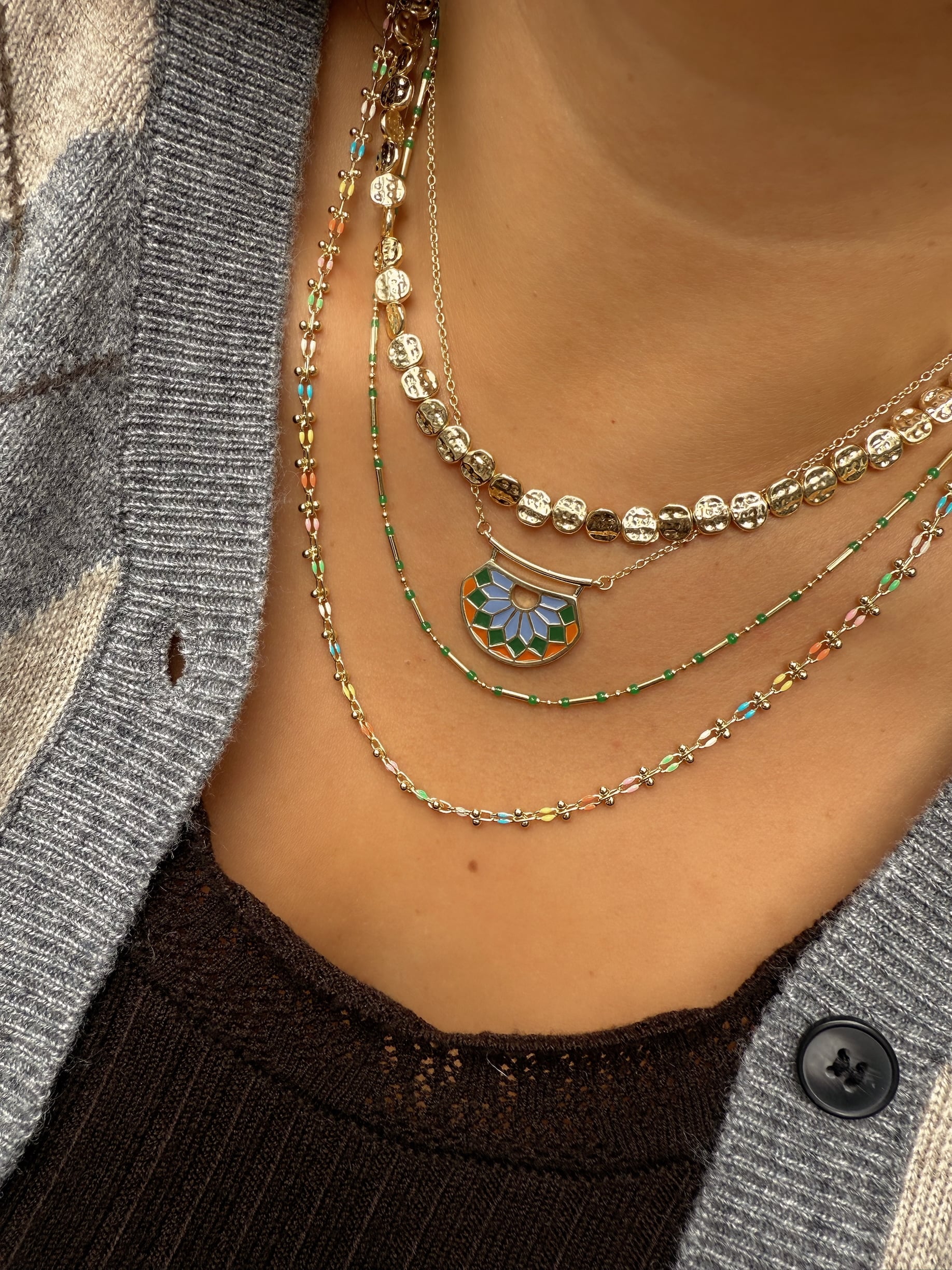 14K Altın Kaplama Silindir Yeşil Boncuk Geçişli Kolye 45+5cm