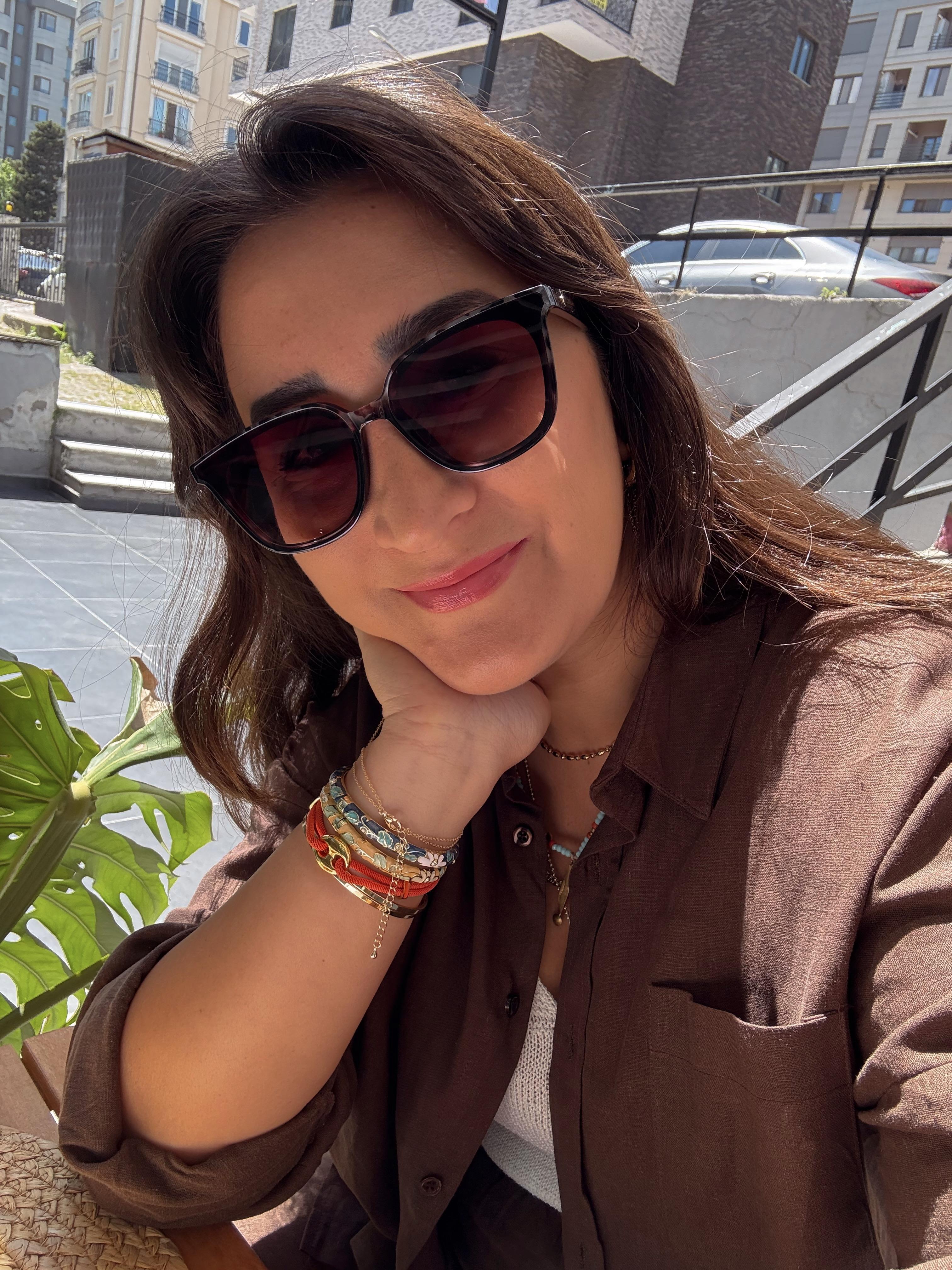 Fiona Model Alacalı Vizon Gözlük