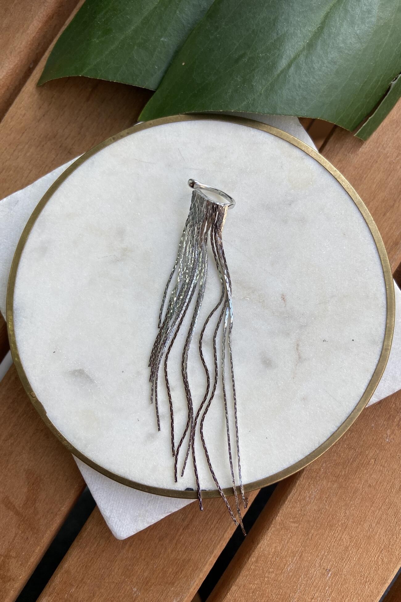 Sallantılı Kıkırdak Küpe Silver