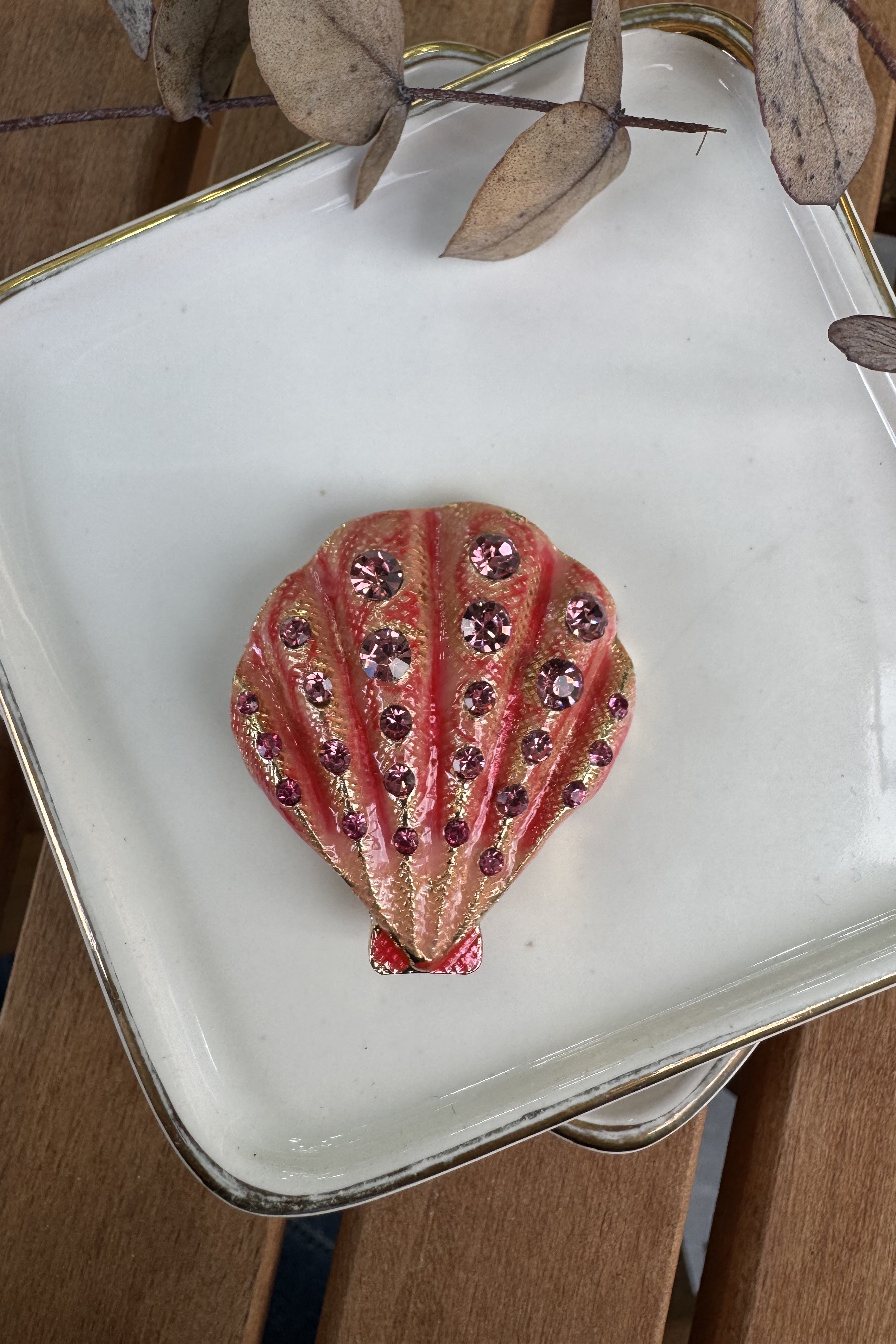 Pembe Taşlı Deniz Kabuğu Broş