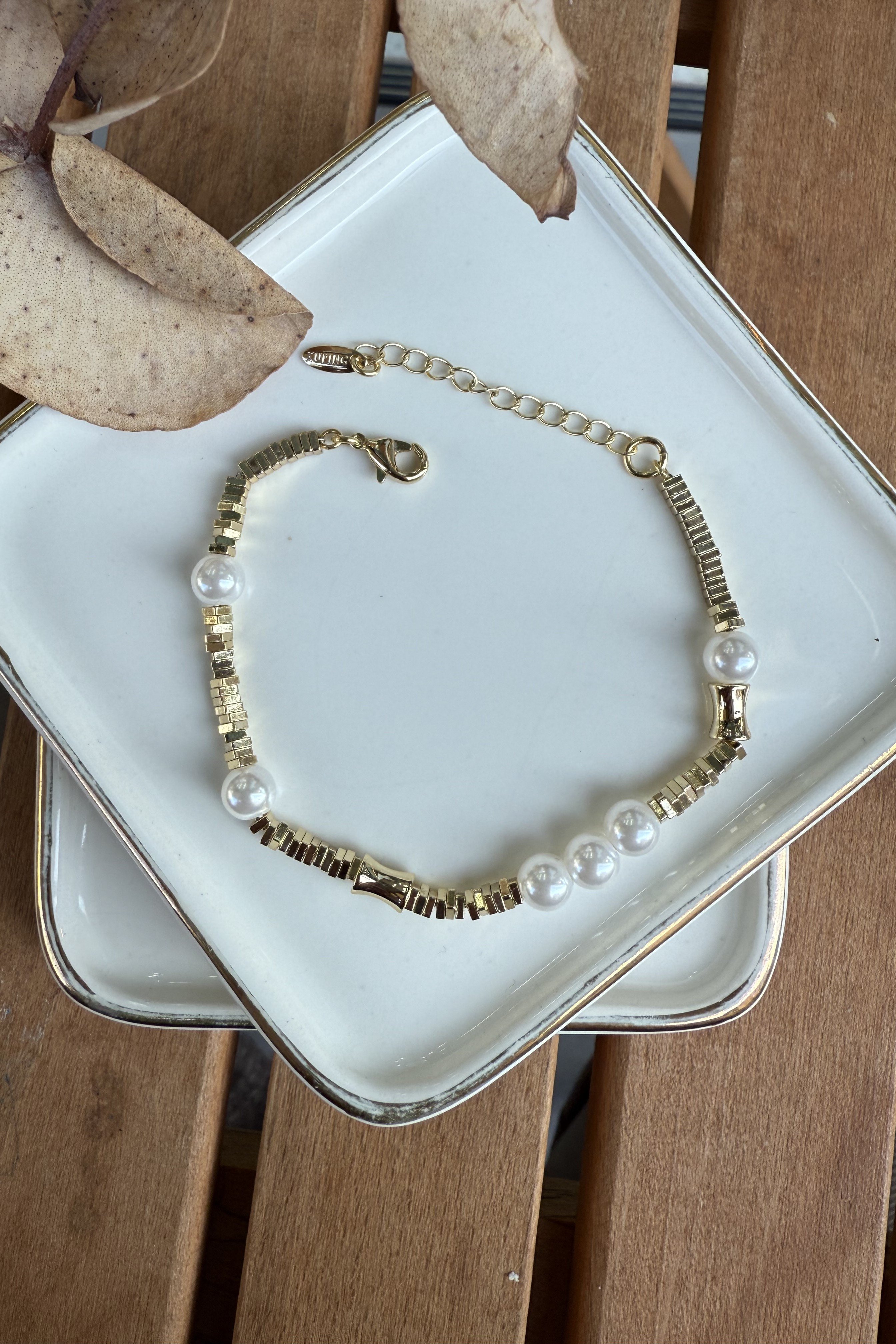 Özel Seri Tırtık Araları İnci Bileklik 16+4cm