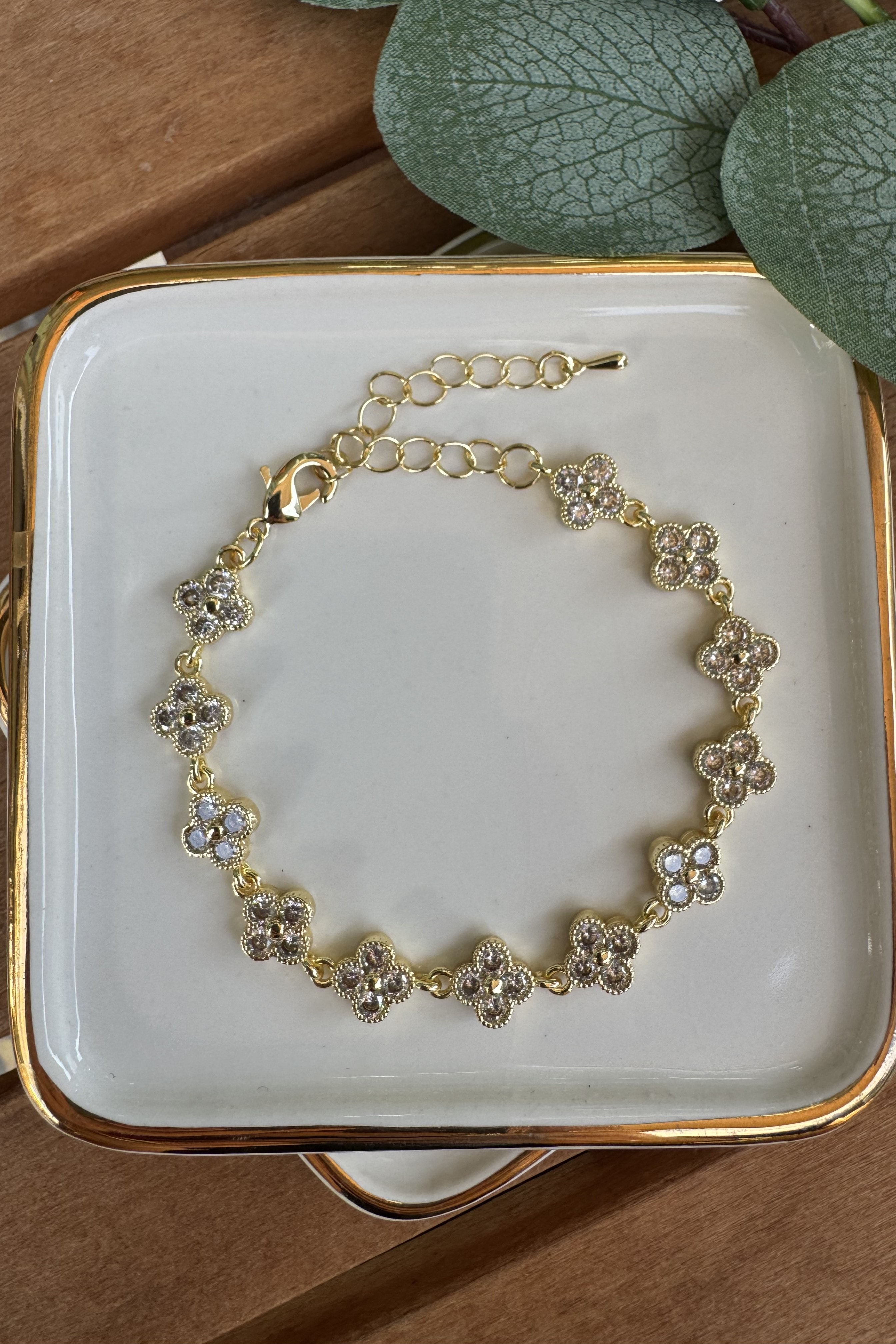 Bronz Beyaz Taşlı Yonca Bileklik Gold 15+6cm