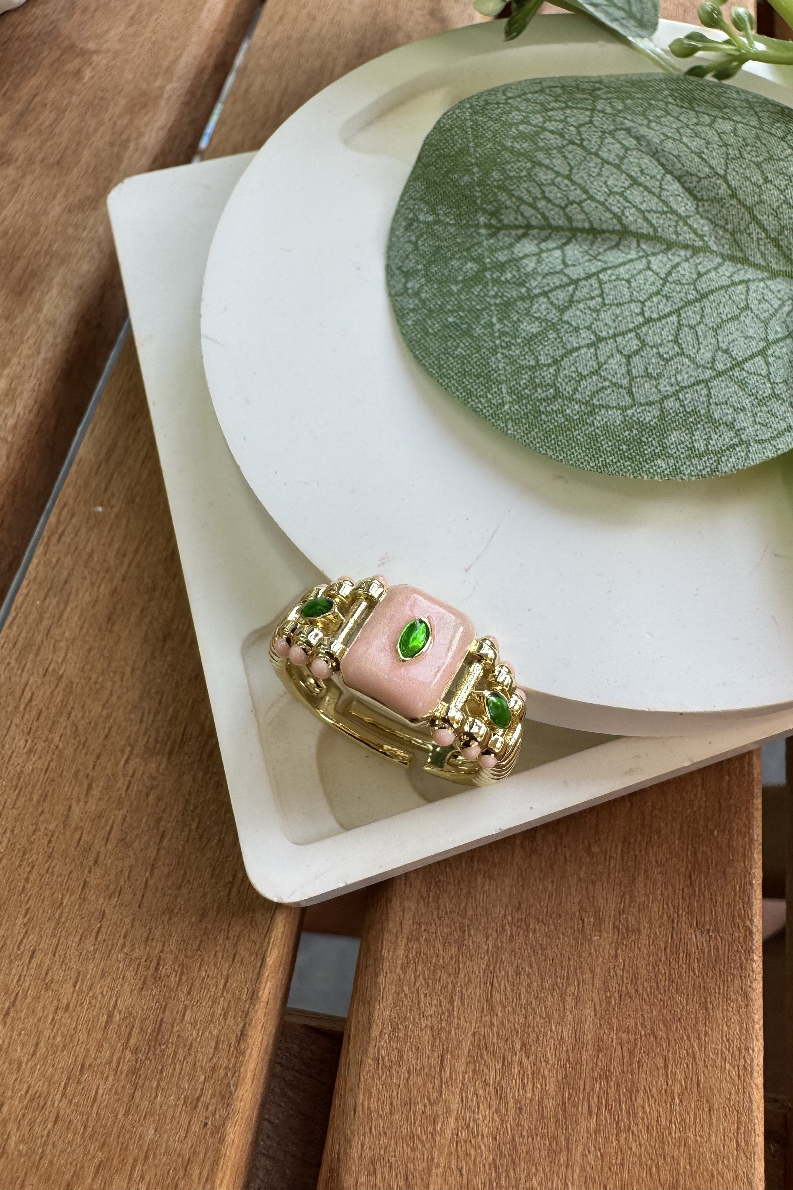 14K Altın Kaplama Pembe Mineli, Yeşil Taşlı Tasarım Yüzük