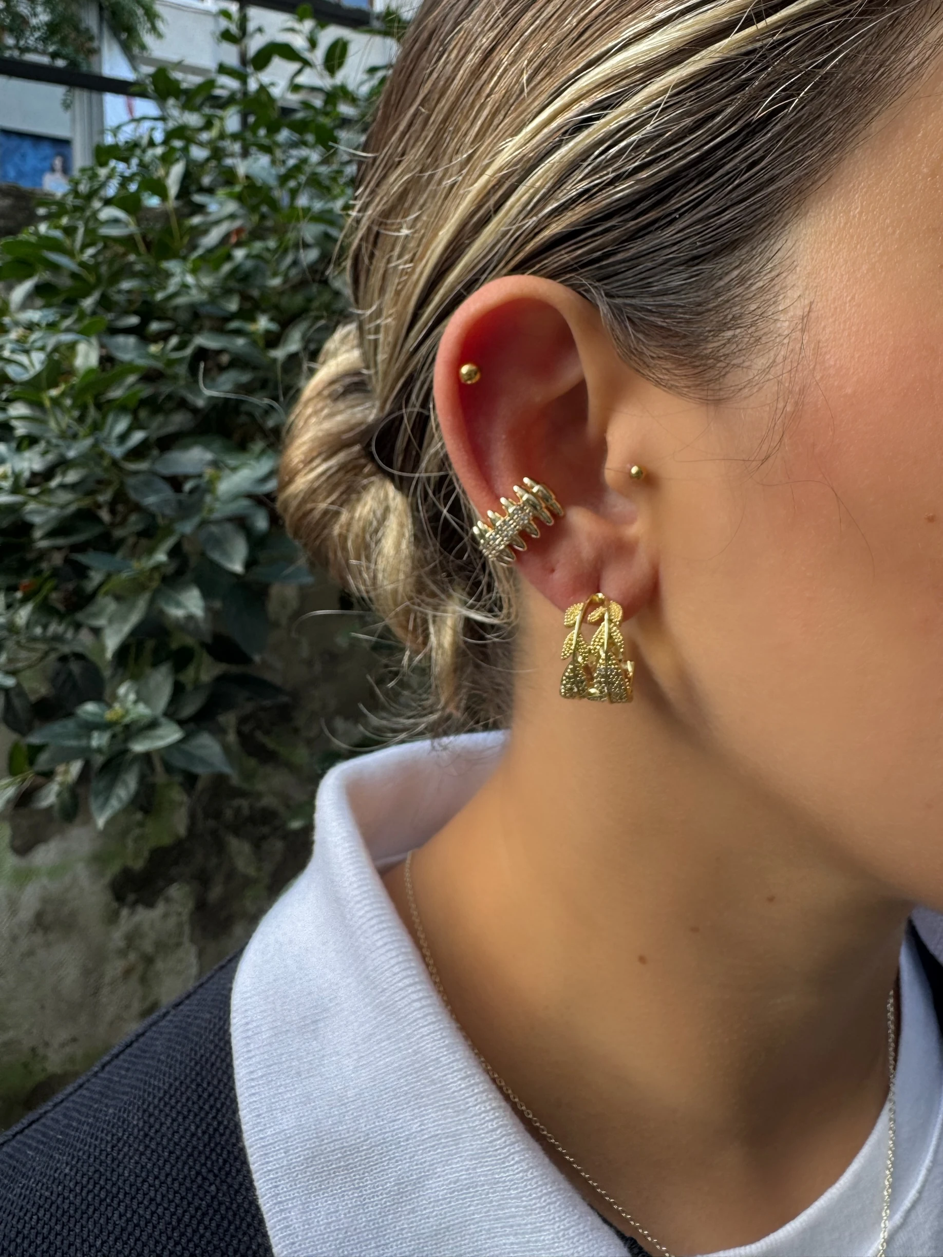 14K Altın Kaplama Taşlı Yaprak Halka Küpe