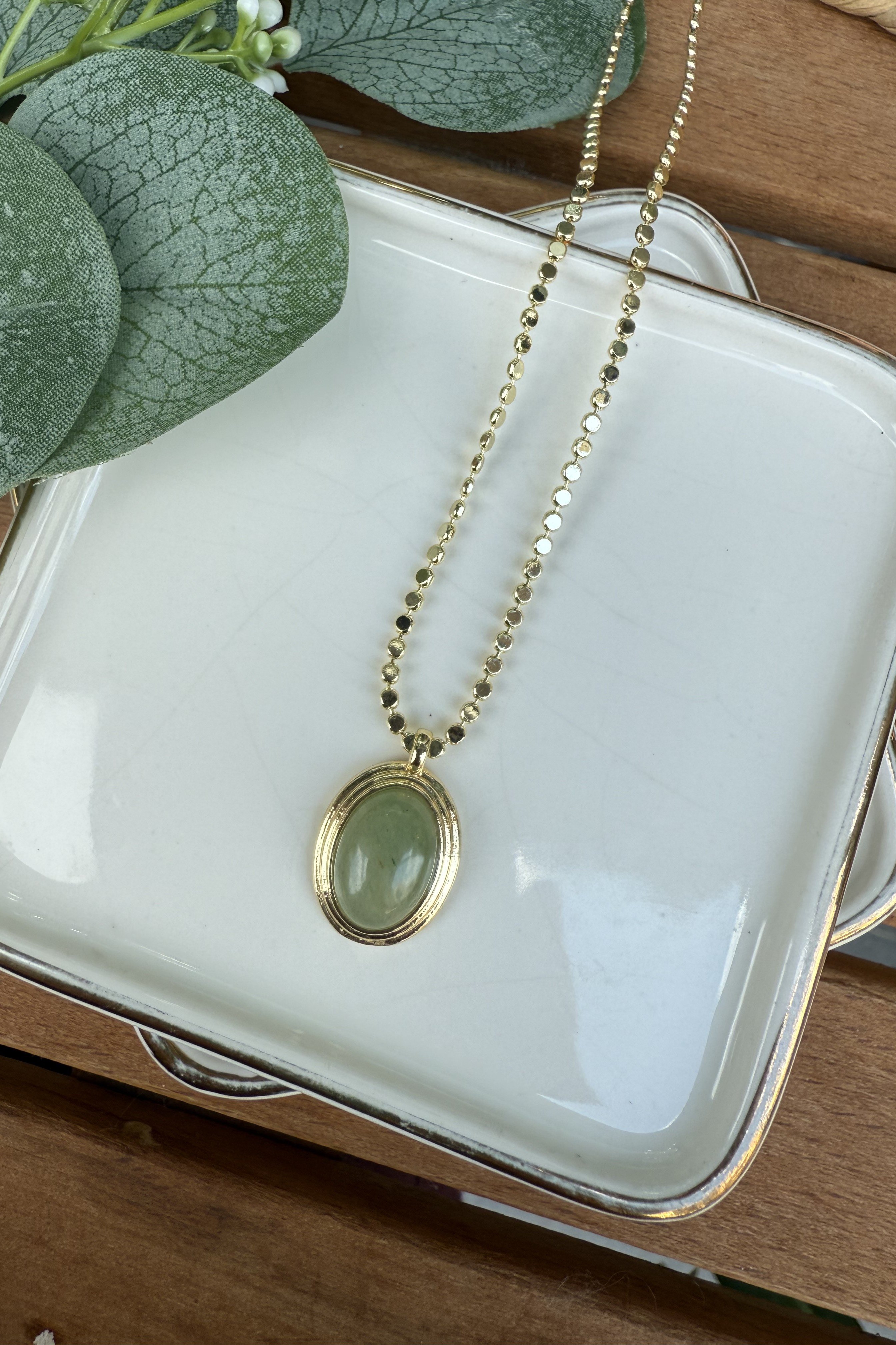 14K Altın Kaplama Ezme Zincirde Yeşil Taşlı Kolye 46cm