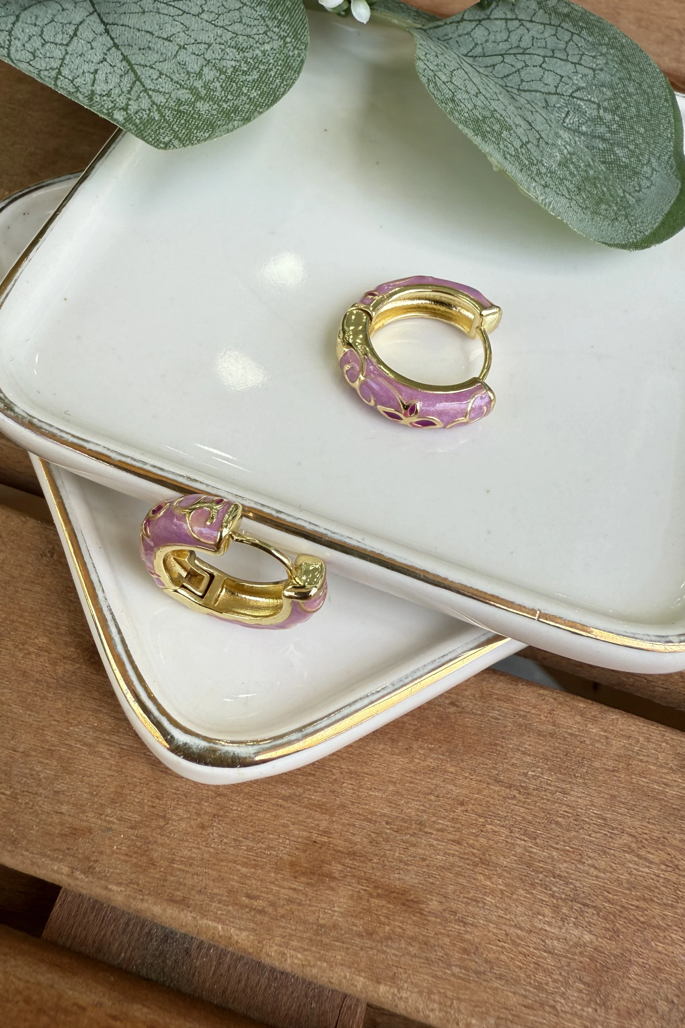 14K Altın Kaplama Pembe Mineli Mina Küpe