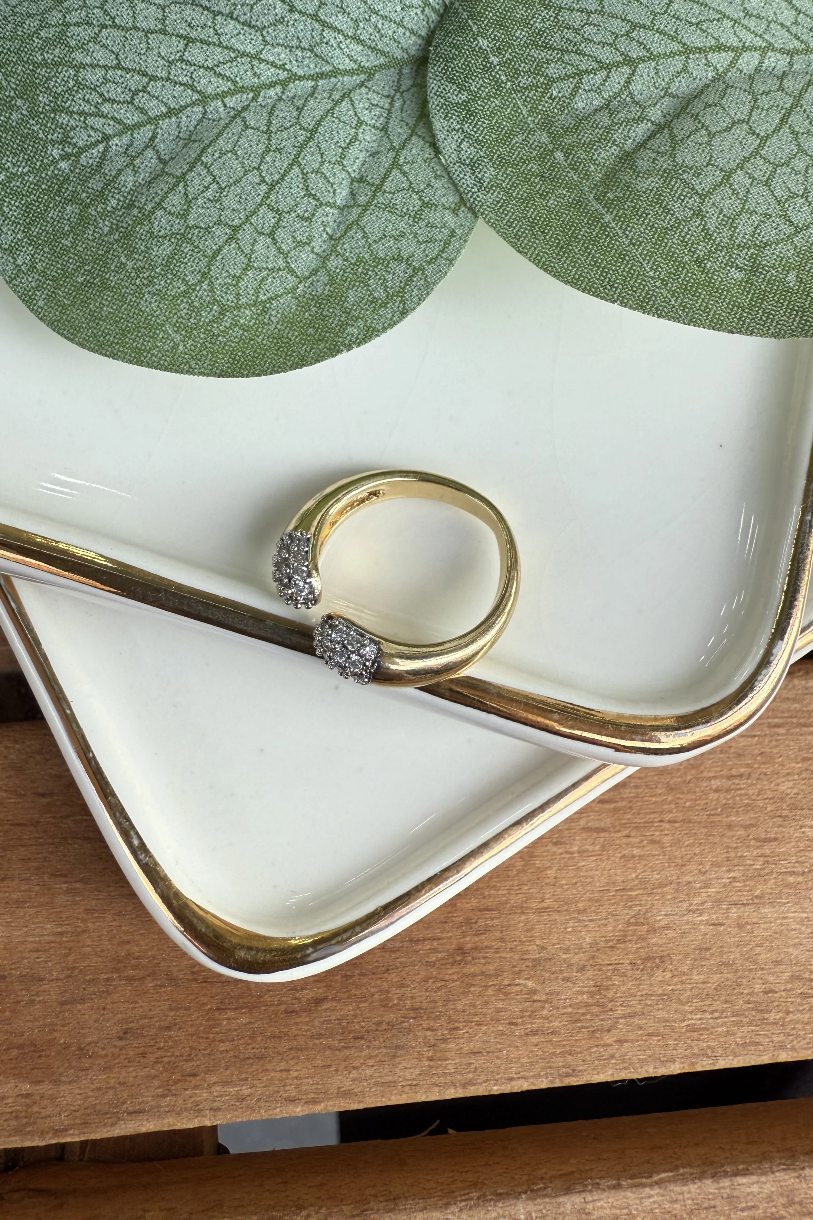 14K Altın Kaplama Uçları Taşlı Önden Açılmalı Yüzük