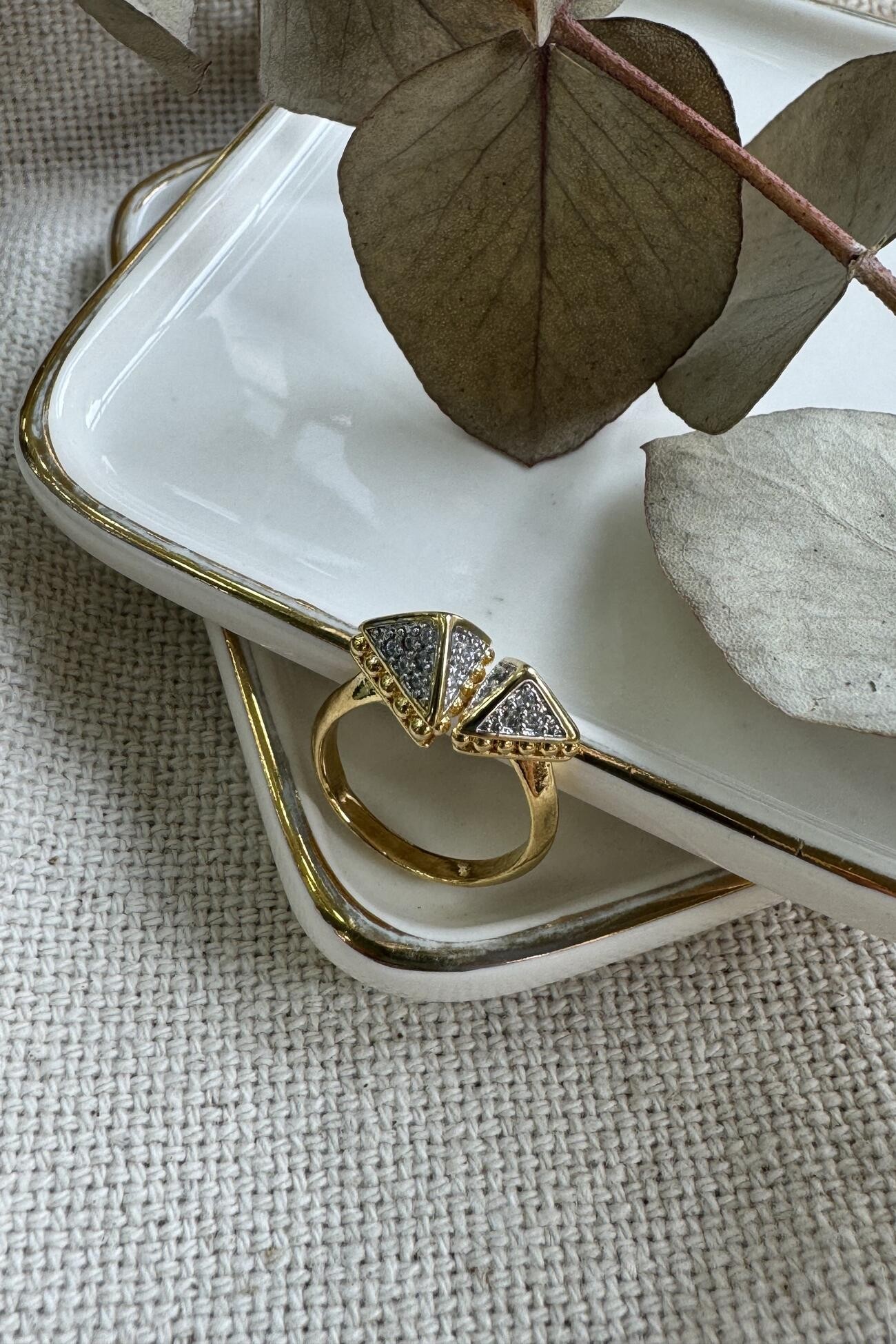 14K Altın Kaplama Taşlı Piramit Yüzük Gold