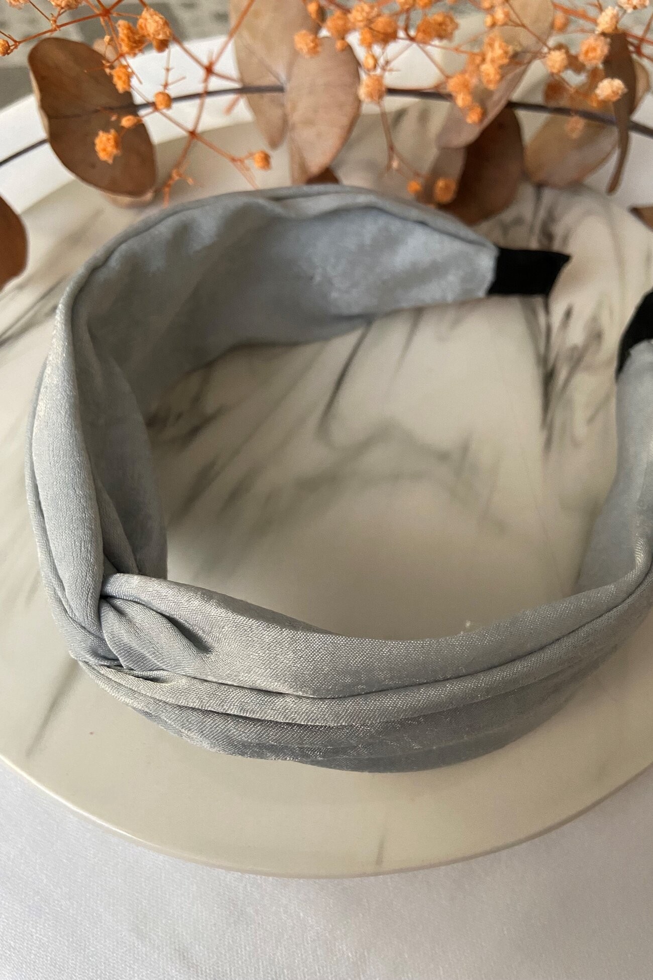 Gri Bandana Taç