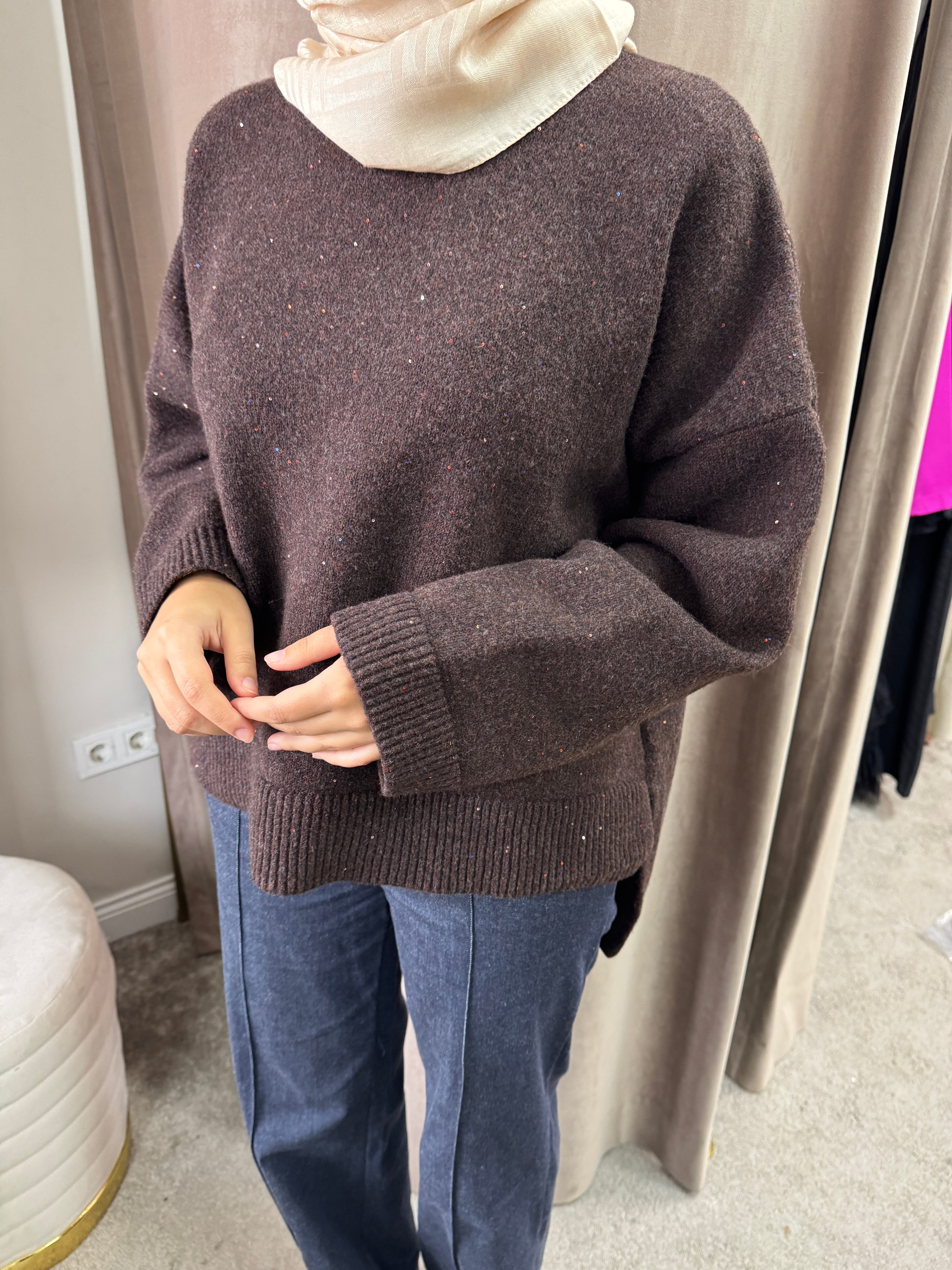 Sim Detaylı Kazak Kahverengi