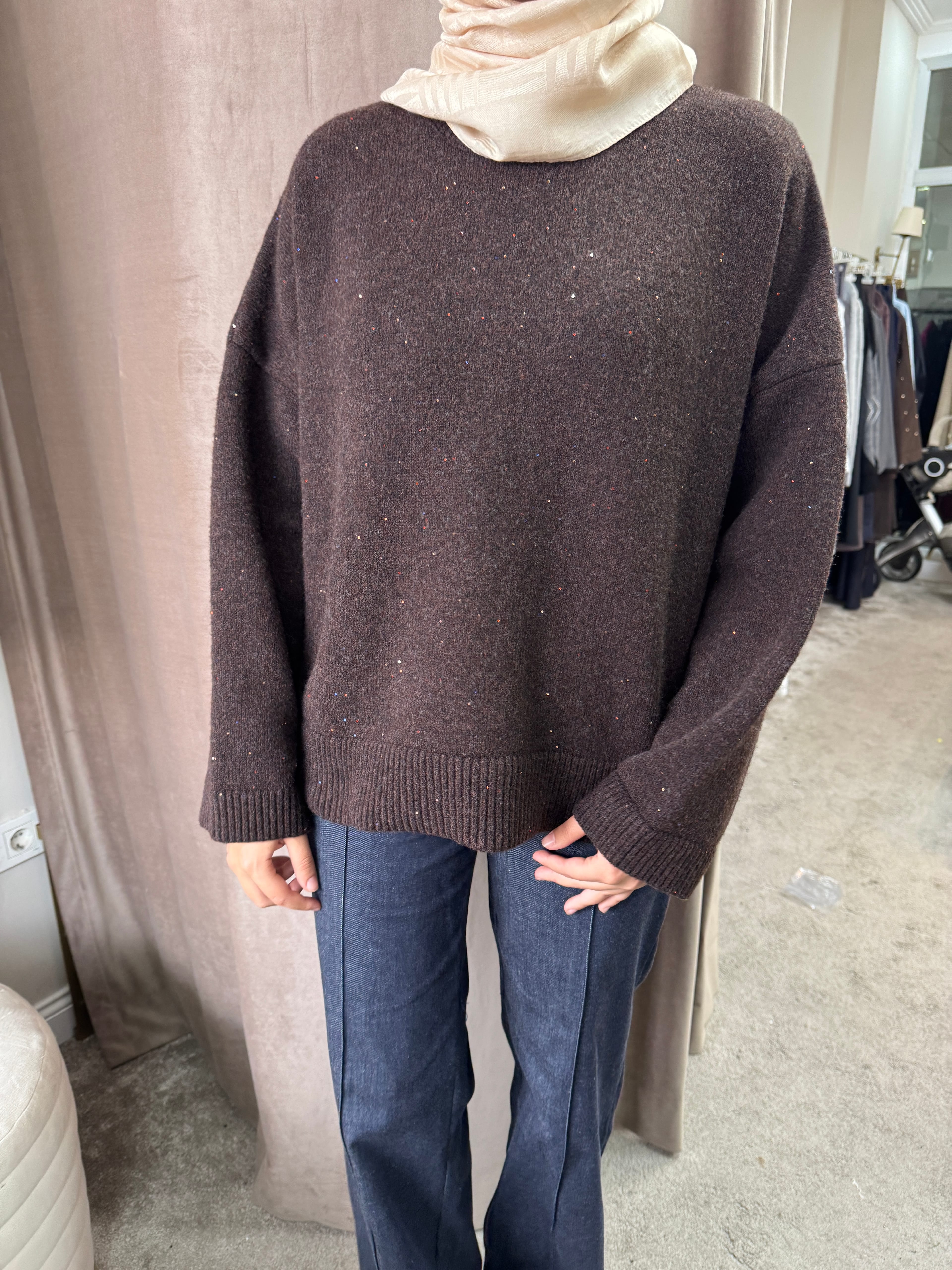 Sim Detaylı Kazak Kahverengi