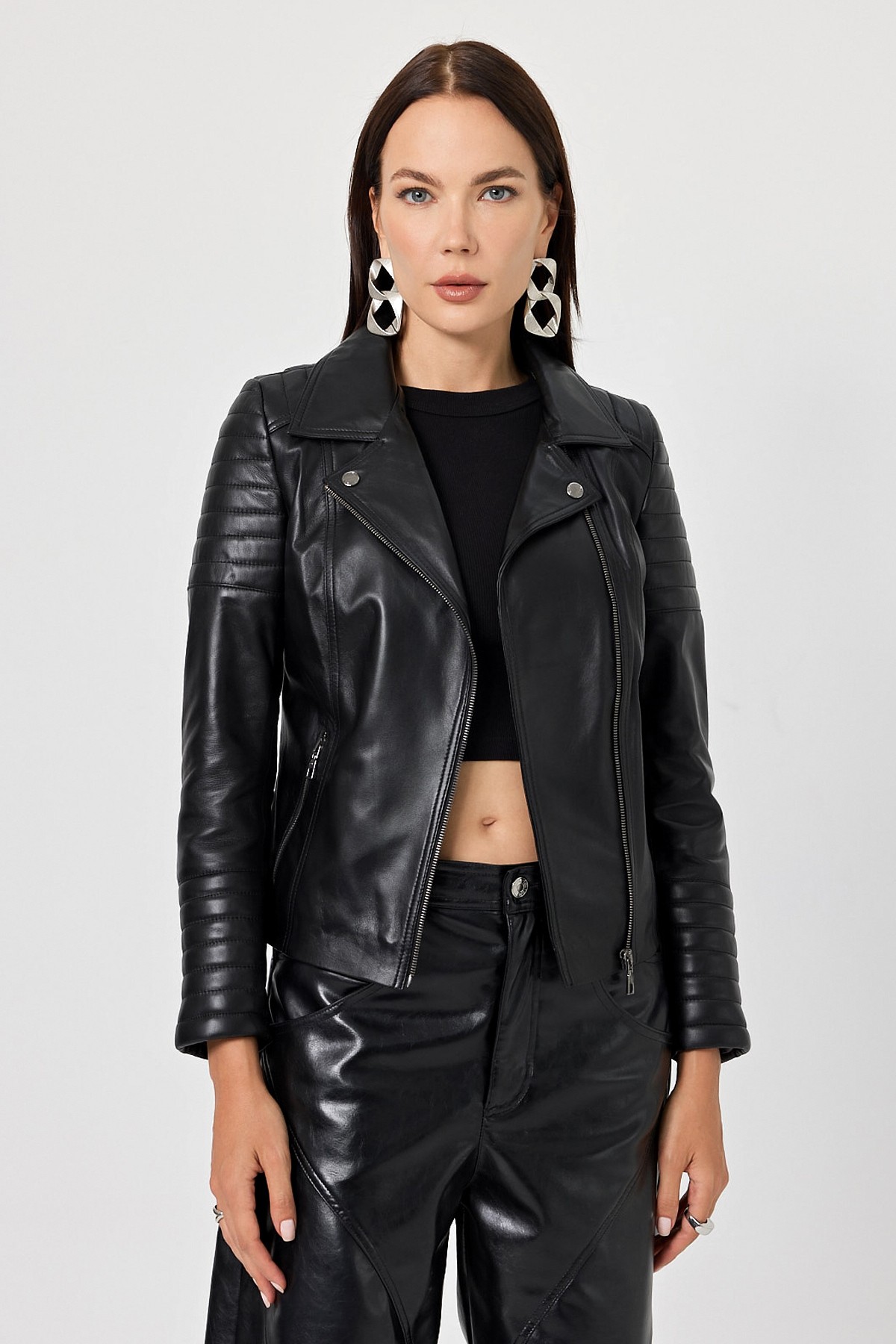 Jaquetta Women's Black Leather Coat