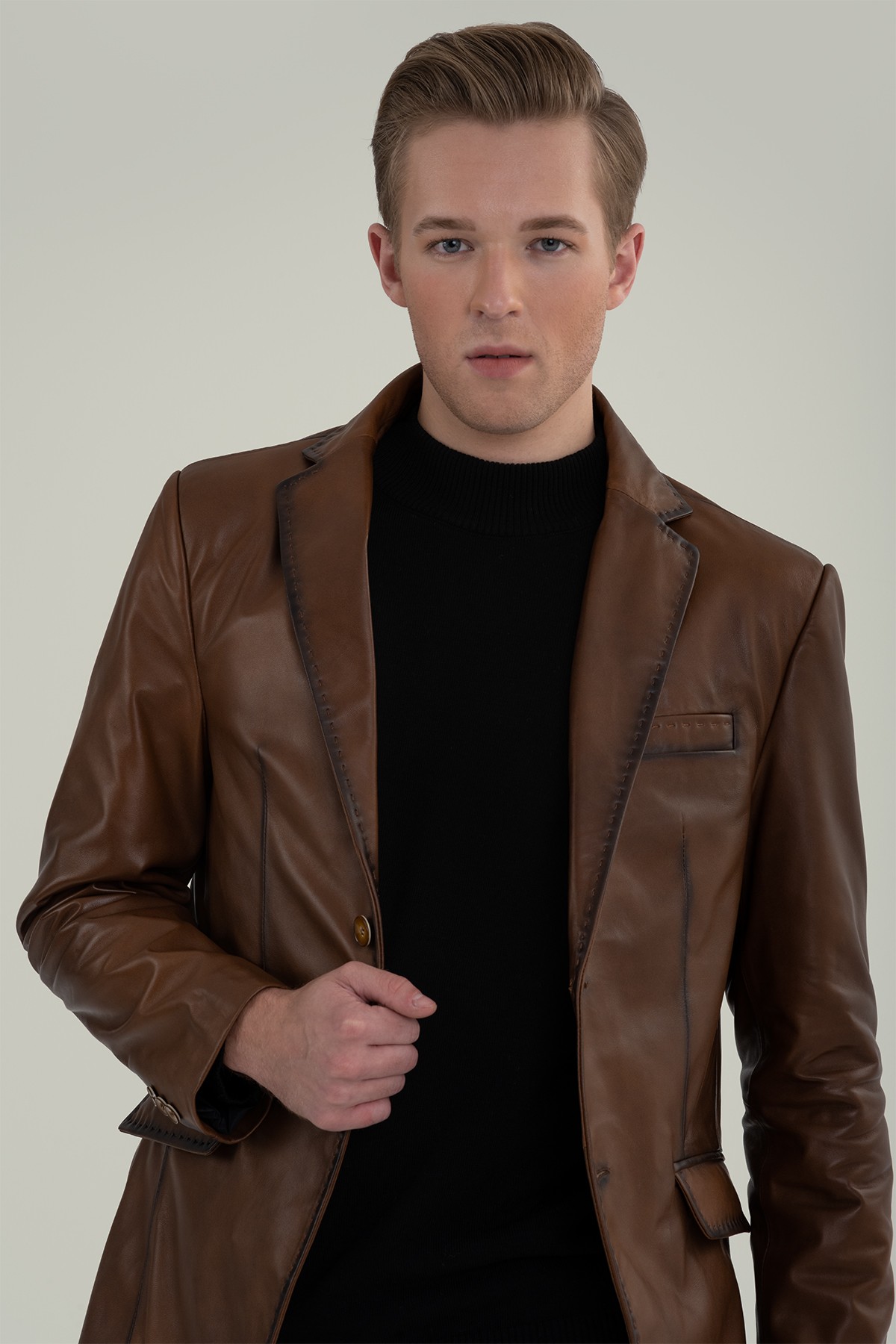 Doriano Tan Leather Coat