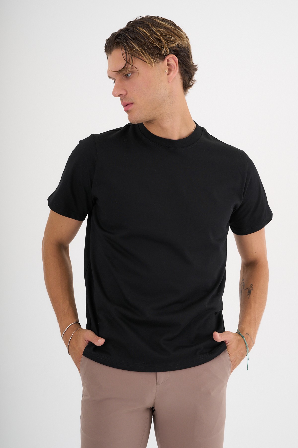Erkek Siyah %100 Pamuklu Standart Kalıp T-Shirt