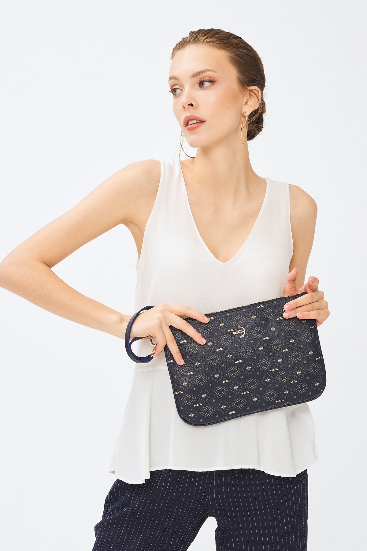 Kadın Basic Clutch Çanta Monogram Desenli Lacivert