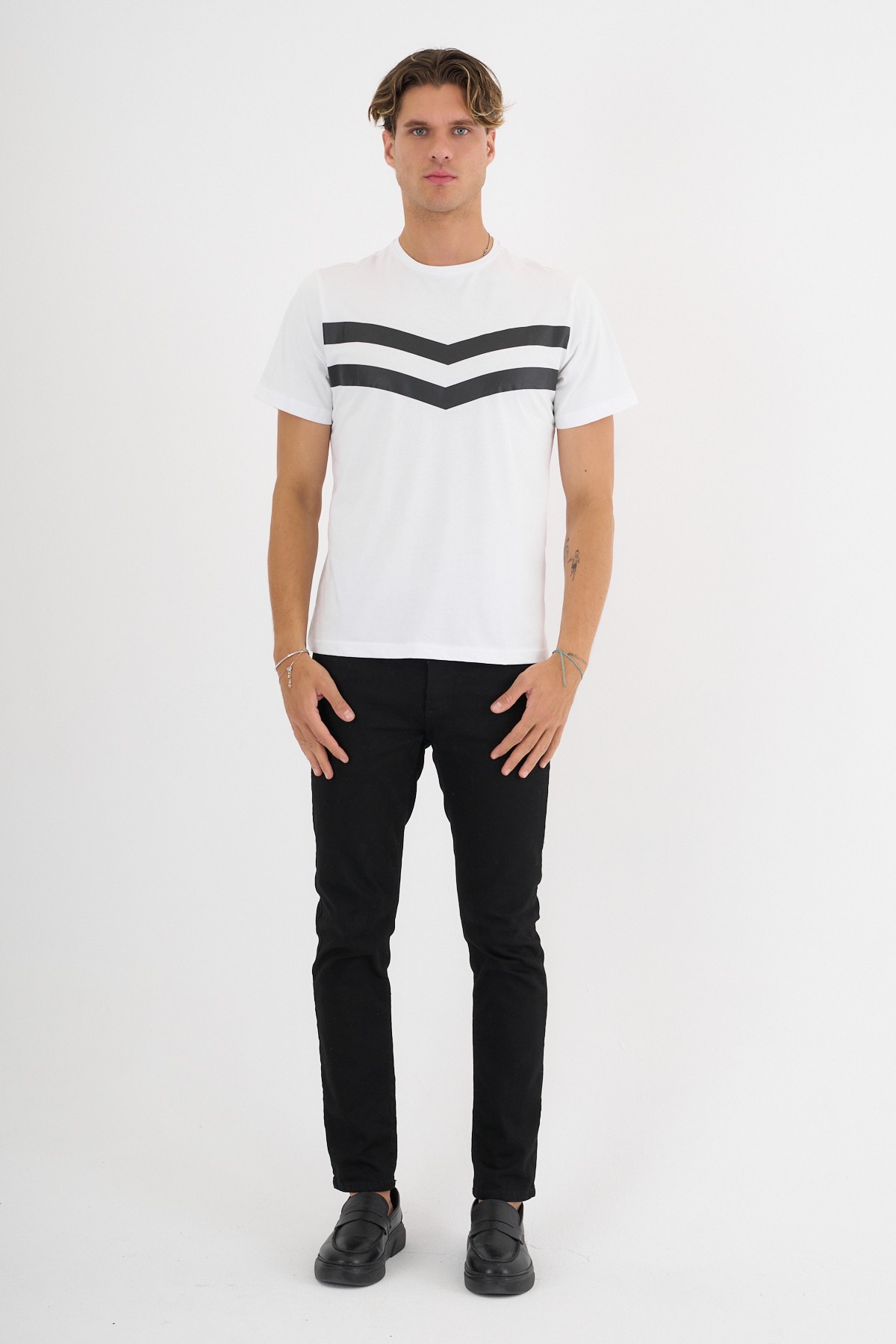 Erkek Beyaz Baskılı %100 Pamuklu Standart Kalıp T-Shirt