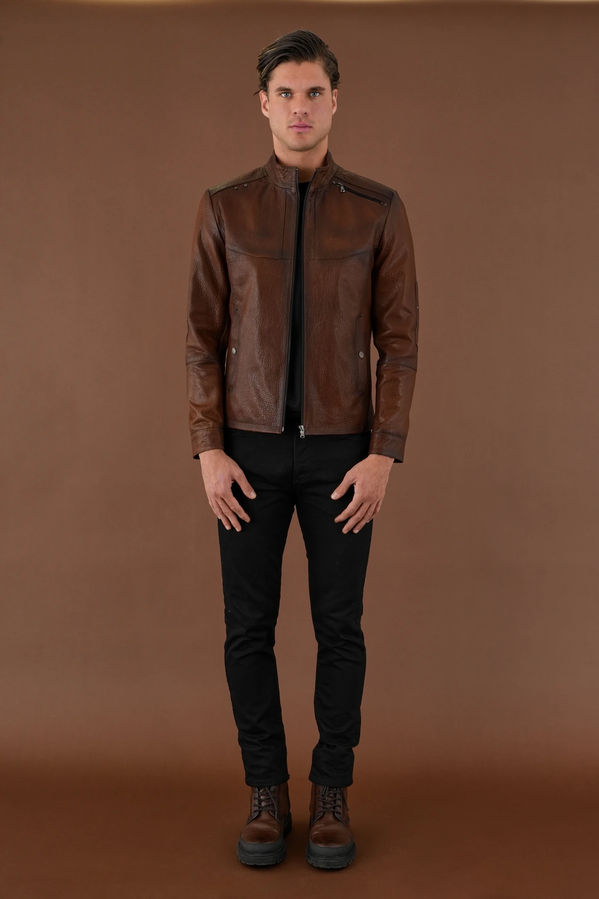 Vector Kahverengi Erkek Deri Mont