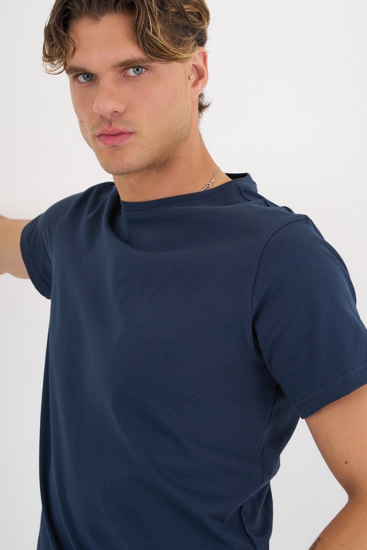 Erkek Lacivert %100 Pamuklu Standart Kalıp T-Shirt