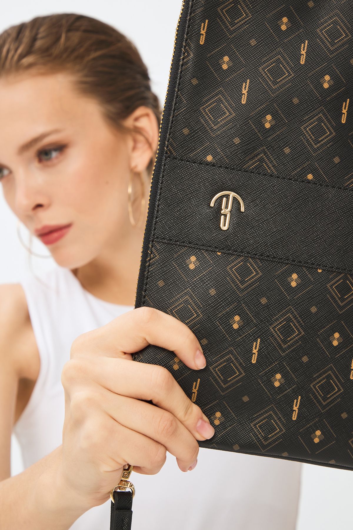 Kadın Basic Clutch Çanta Monogram Desenli Şeritli Logolu Siyah Taba