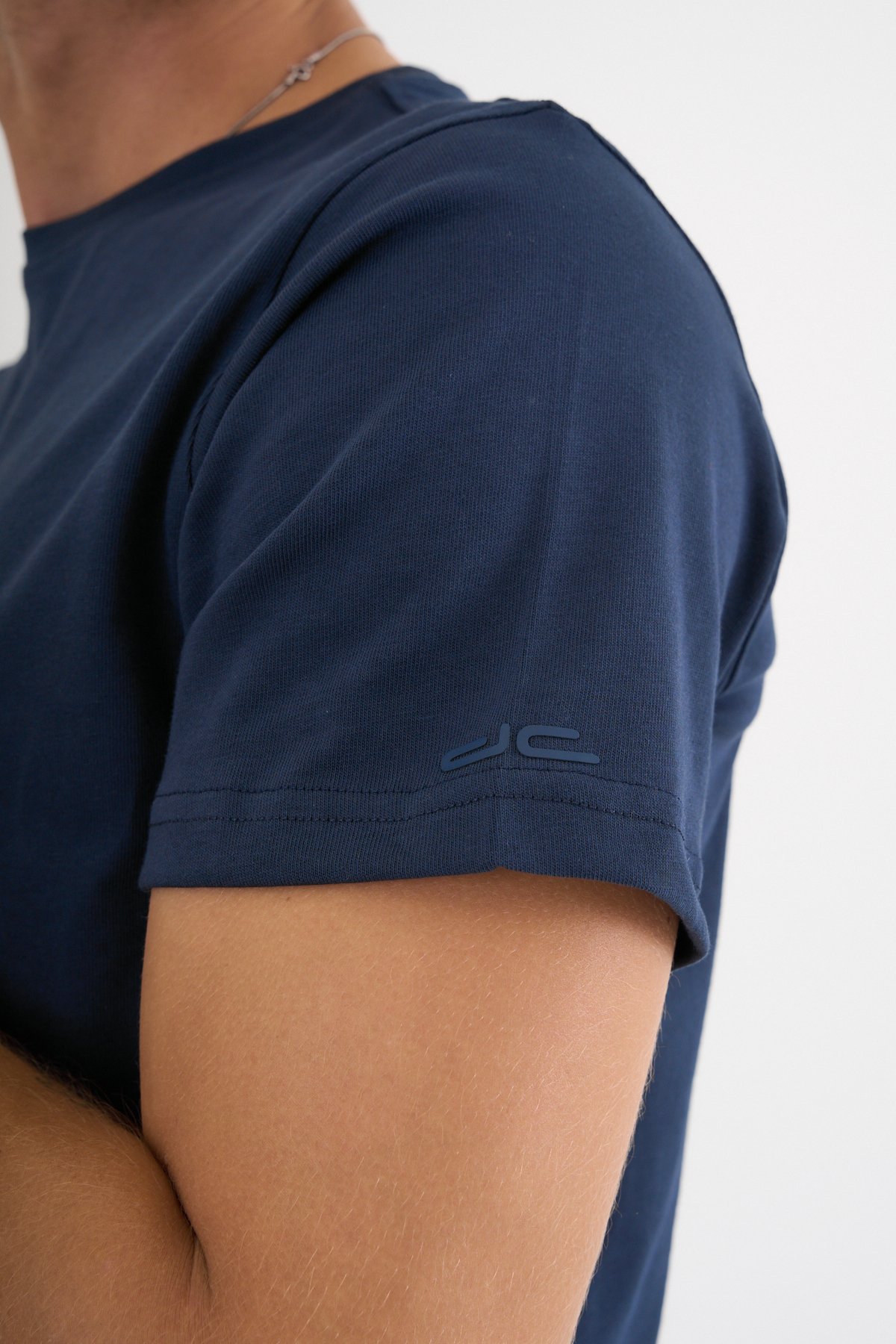 Erkek Lacivert %100 Pamuklu Standart Kalıp T-Shirt