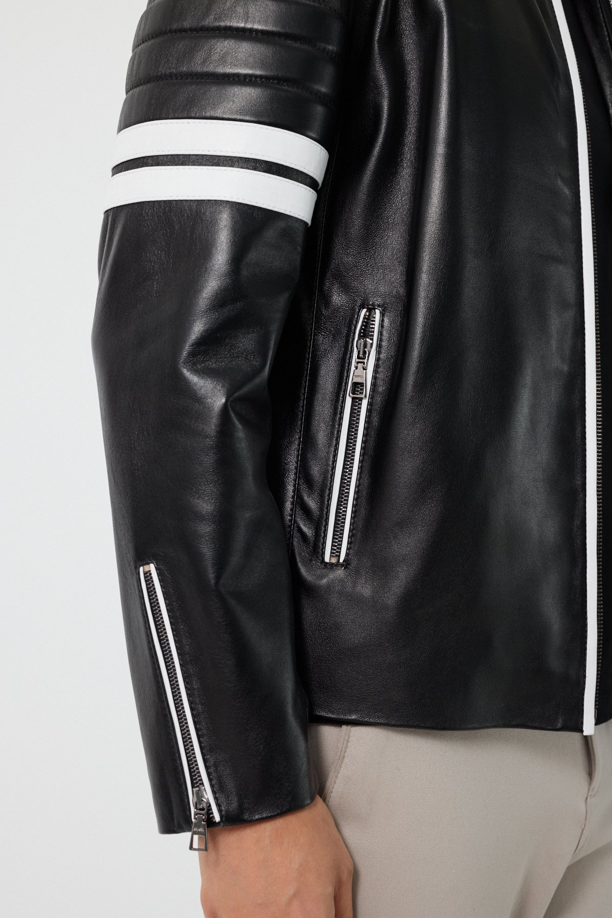 Johan Men's Black Leather Coat