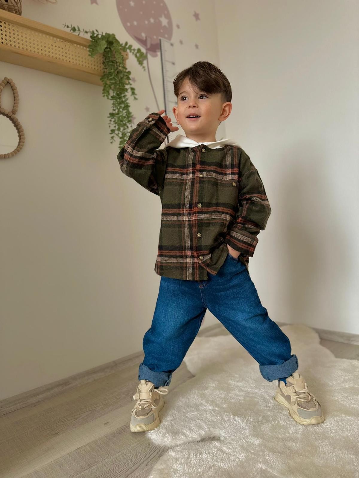 Kahve Ekoseli Oduncu Gömlek ve Kot Pantolon Takım
