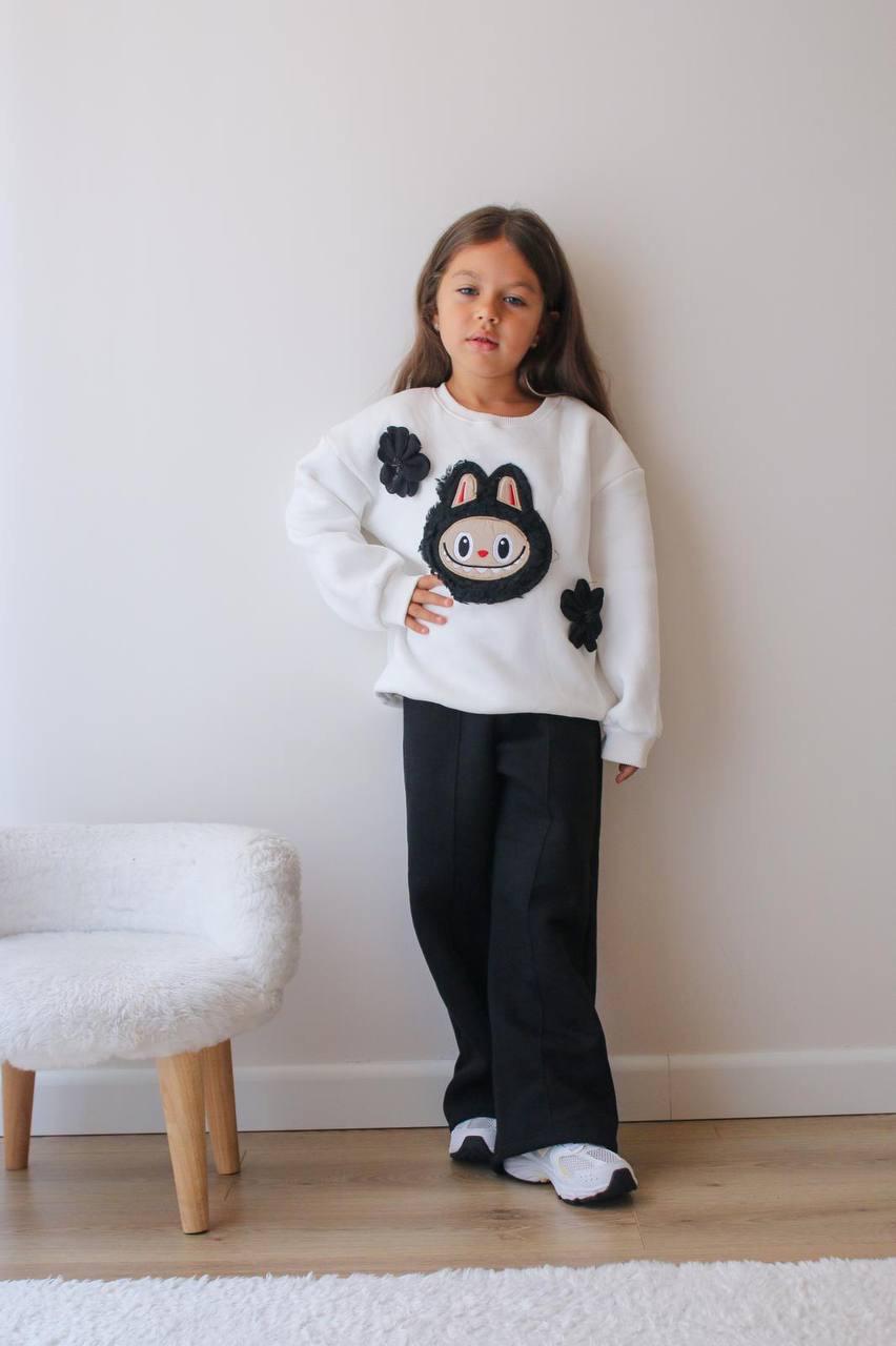 Beyaz Labubu Desenli 3 İplik Polarlı  Sweatshirt ve Bol Paça Takım