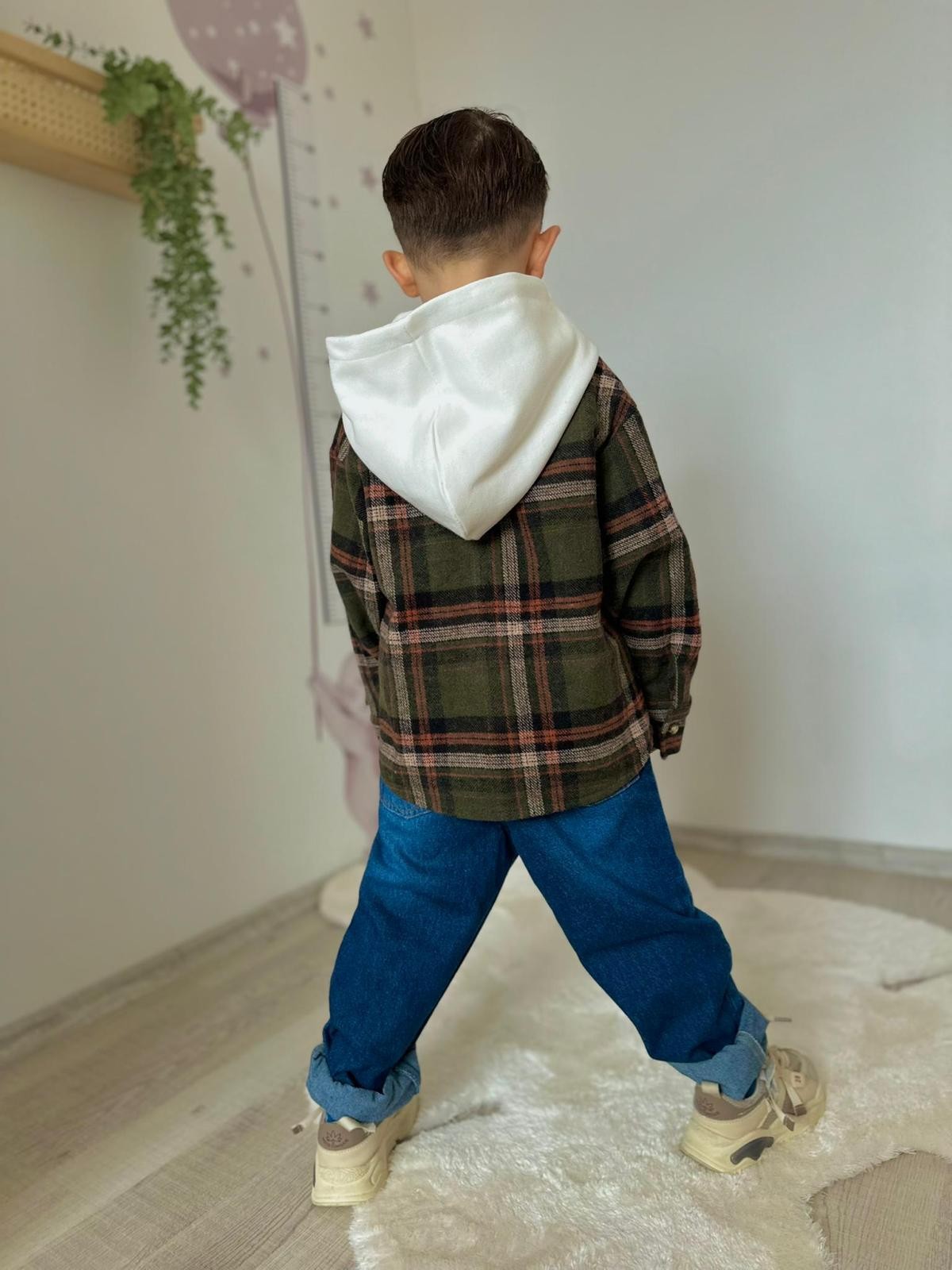 Kahve Ekoseli Oduncu Gömlek ve Kot Pantolon Takım