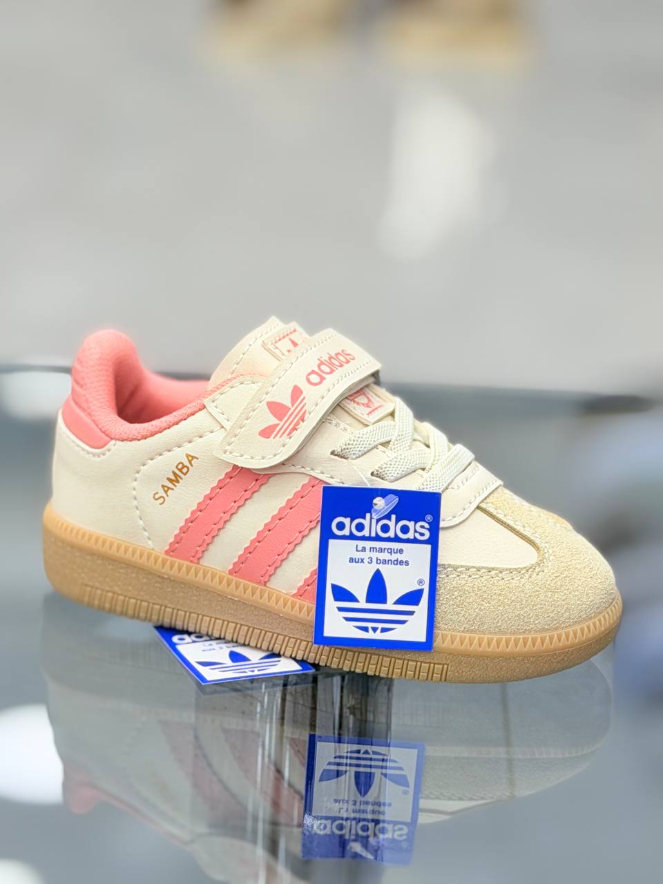 Pembe Çizgili Spor Ayakkabı