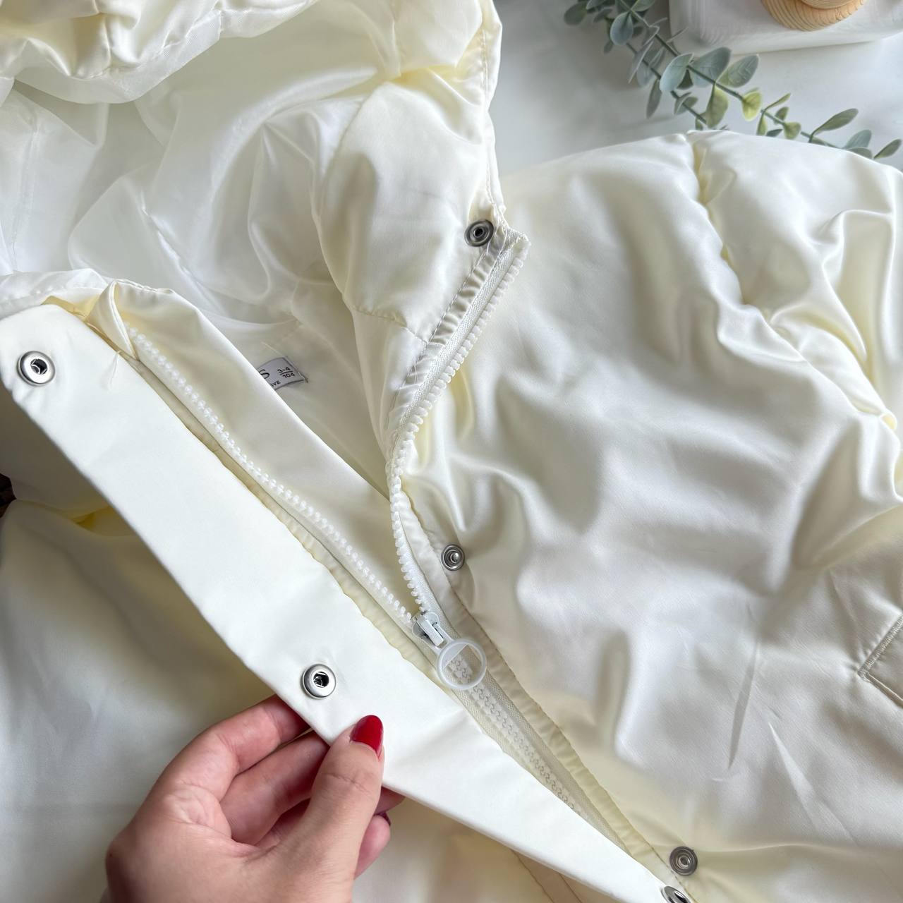 Su Geçirmez Krem Unisex Şişme Mont