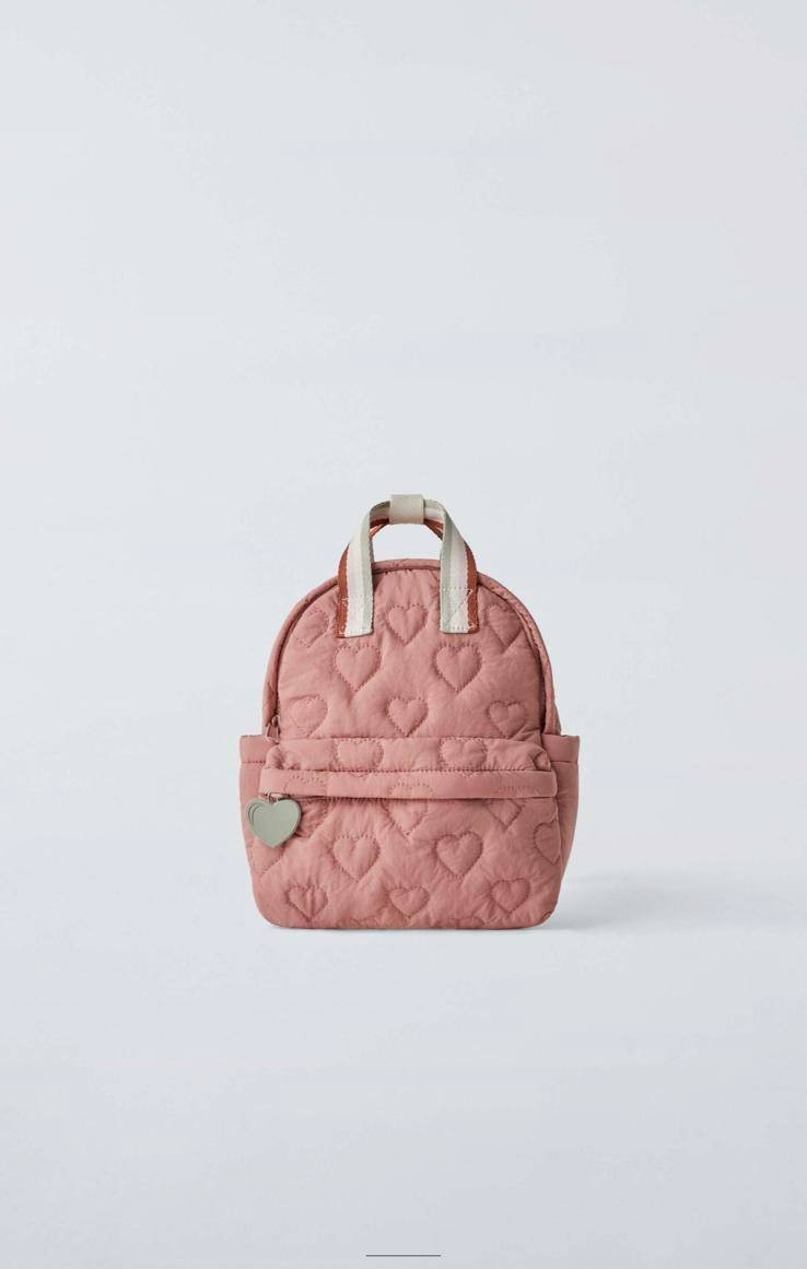 Pembe Kalp Detaylı Çanta 