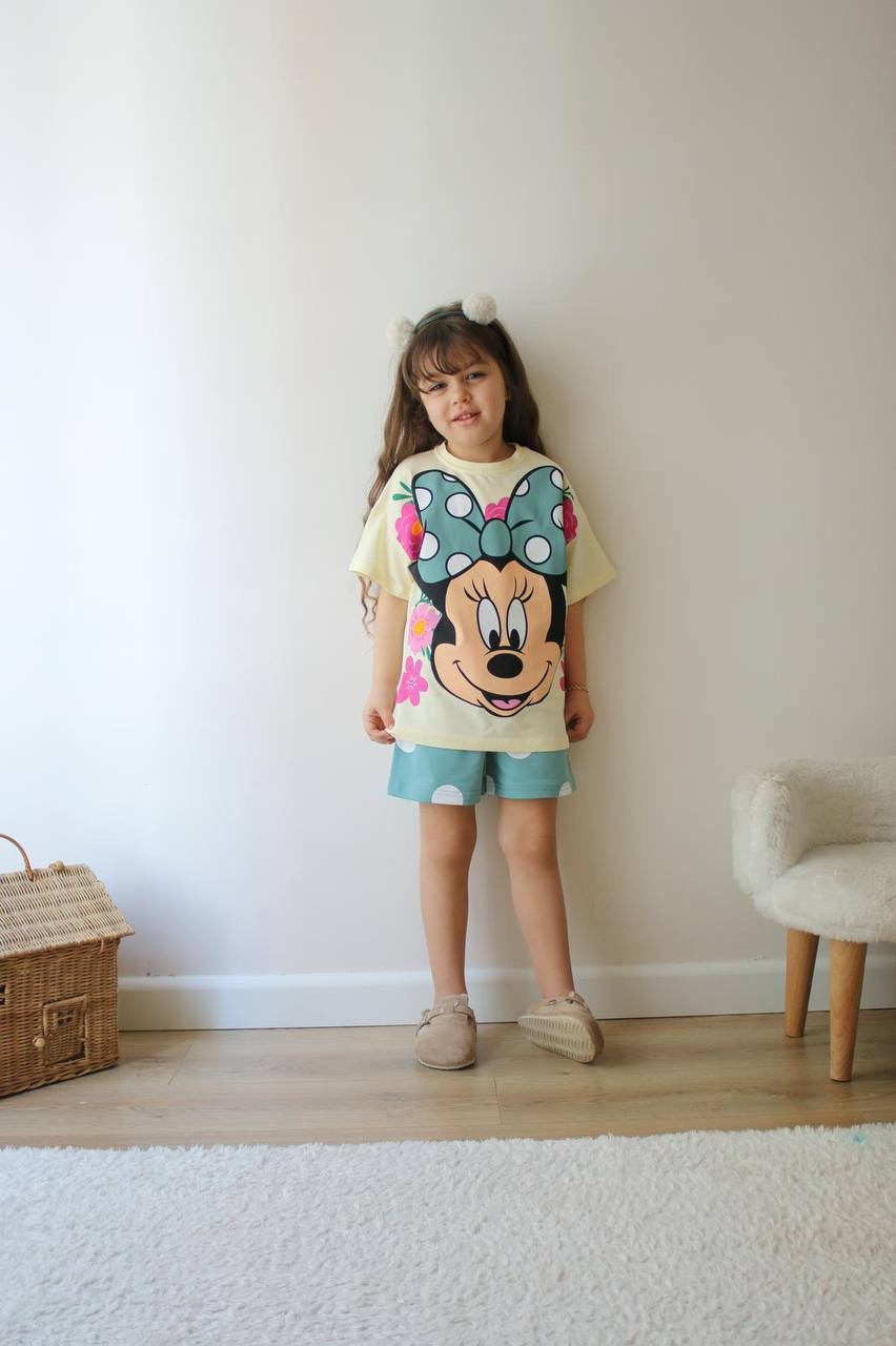 Minnie Mouse Tişört ve Şortlu Takım