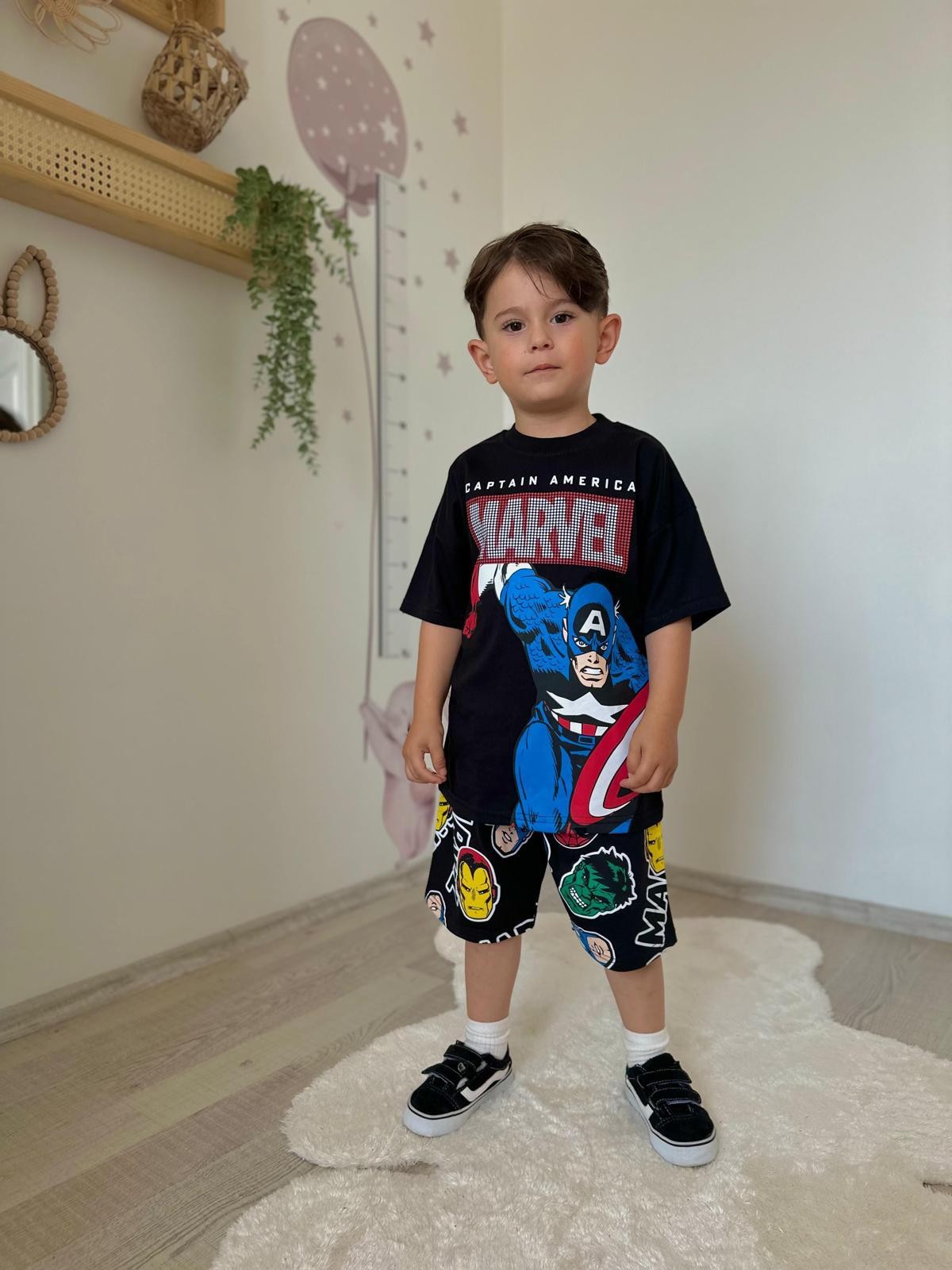 Marvel Tişört ve Şortlu Takım