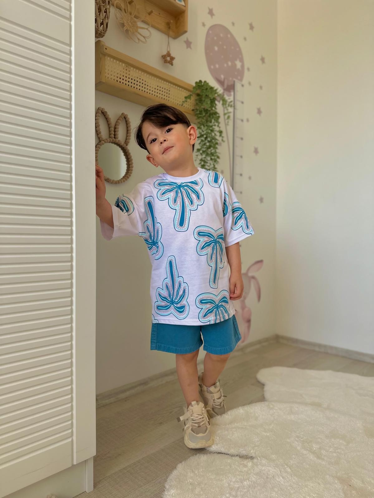 Erkek Çocuk Oversize Baskılı Tişört ve Kot Şort Takım