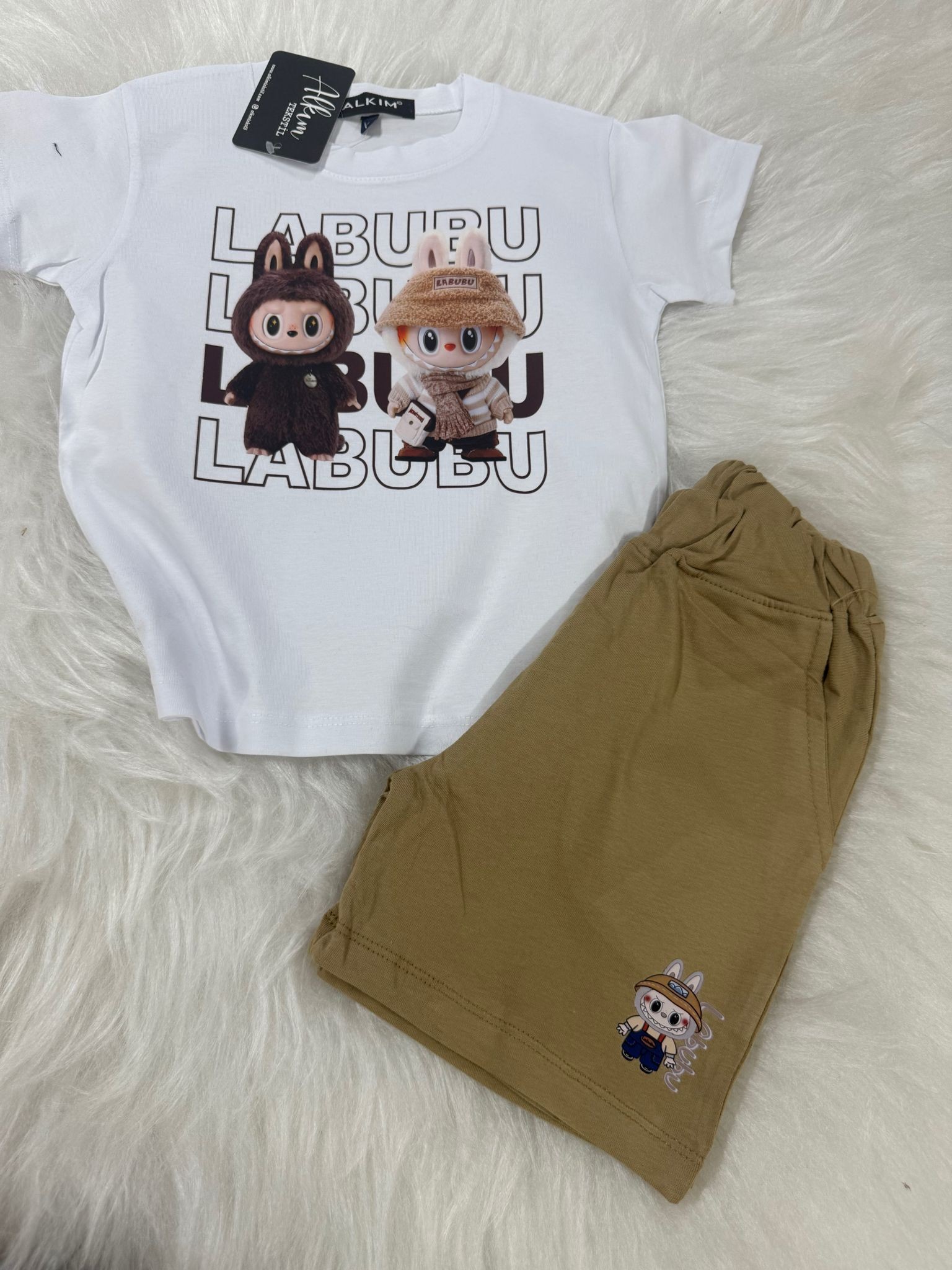 Labubu Tişört ve Şortlu Takım