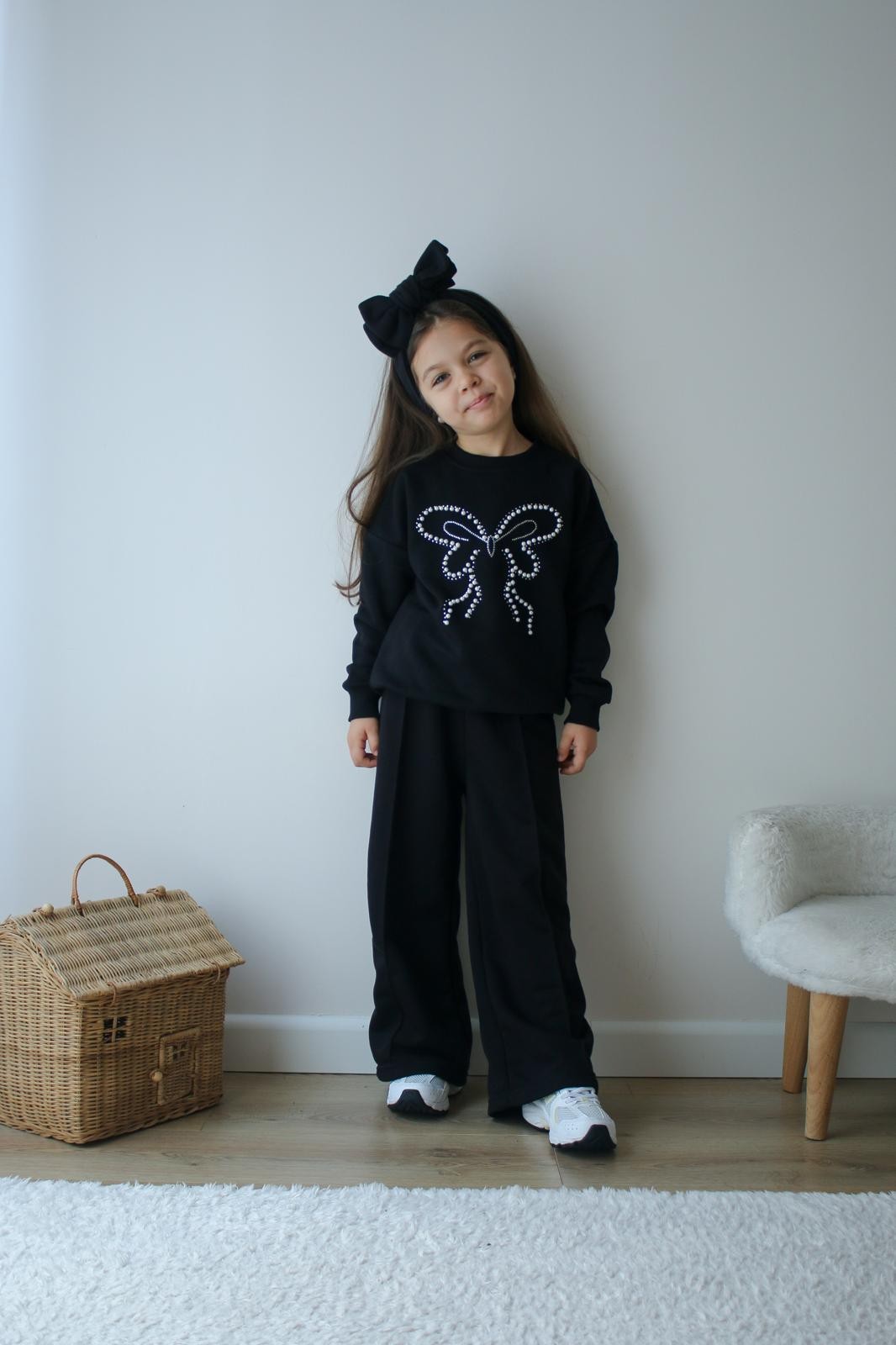 Kurdale Detaylı Siyah 3 İplik Sweatshirt ve Bol Paça Pantolon Takım