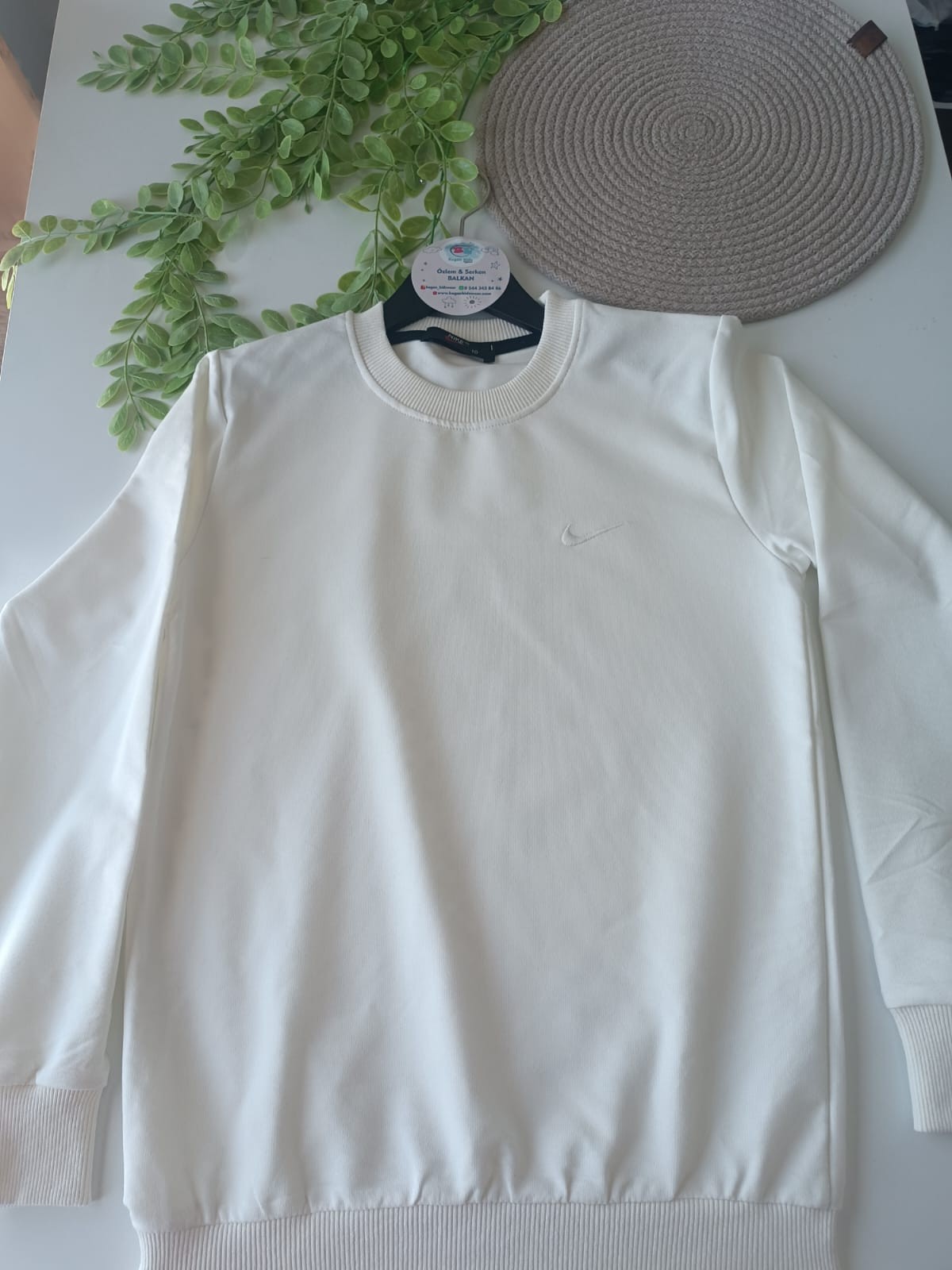 Marka Desenli 2 İplik Sweatshirt