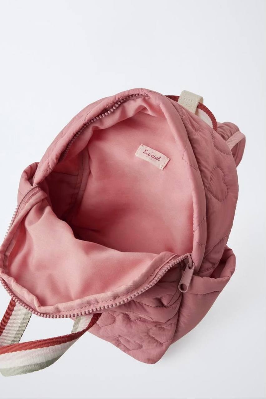 Pembe Kalp Detaylı Çanta 