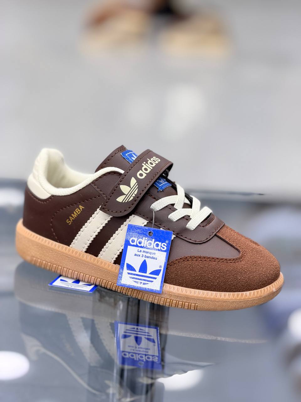 Kahverengi Çizgili Spor Ayakkabı