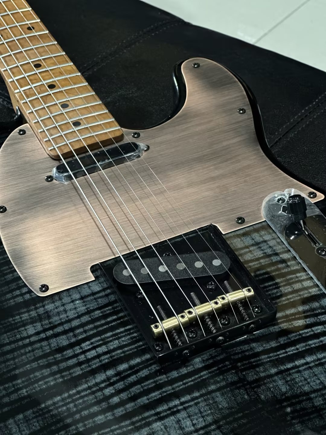LUXARS PRO TELECASTER ELEKTRO GİTAR S-G27 TBK