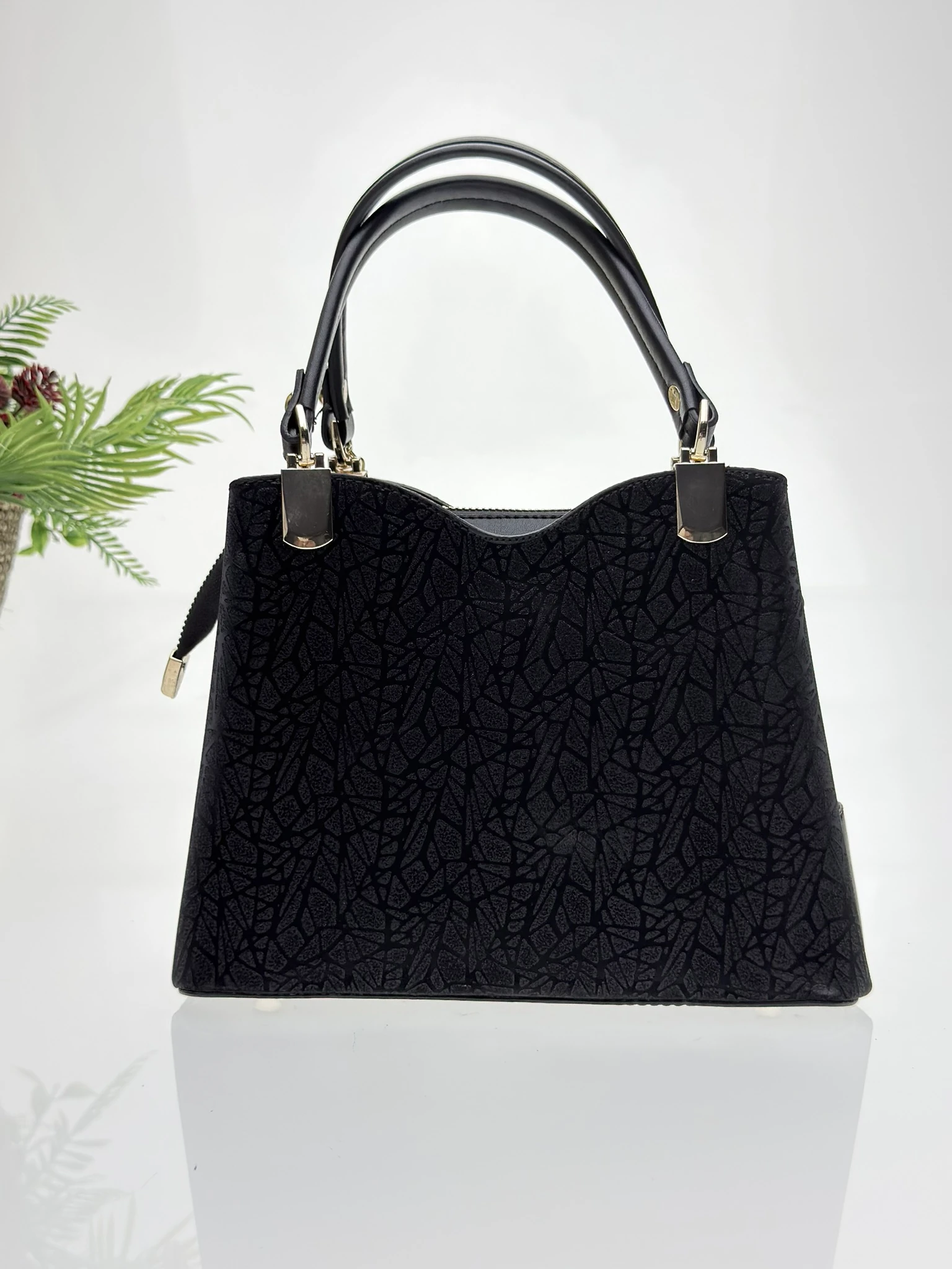 Loofer Kadın Kol Çantası