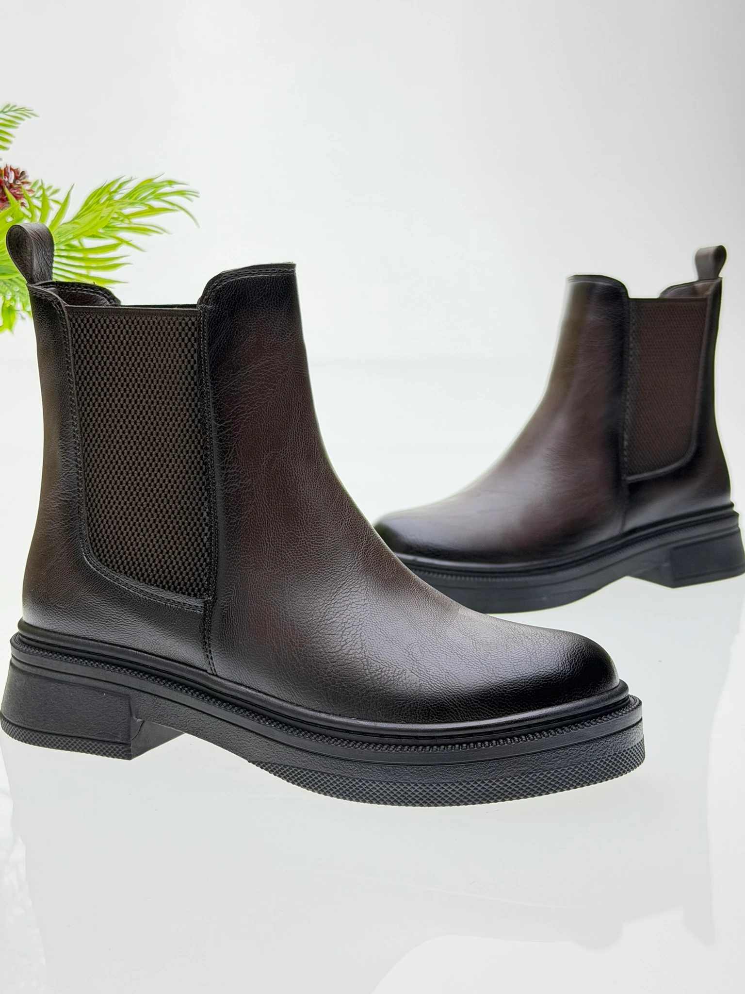 Chelsea Kadın Bot Kısa