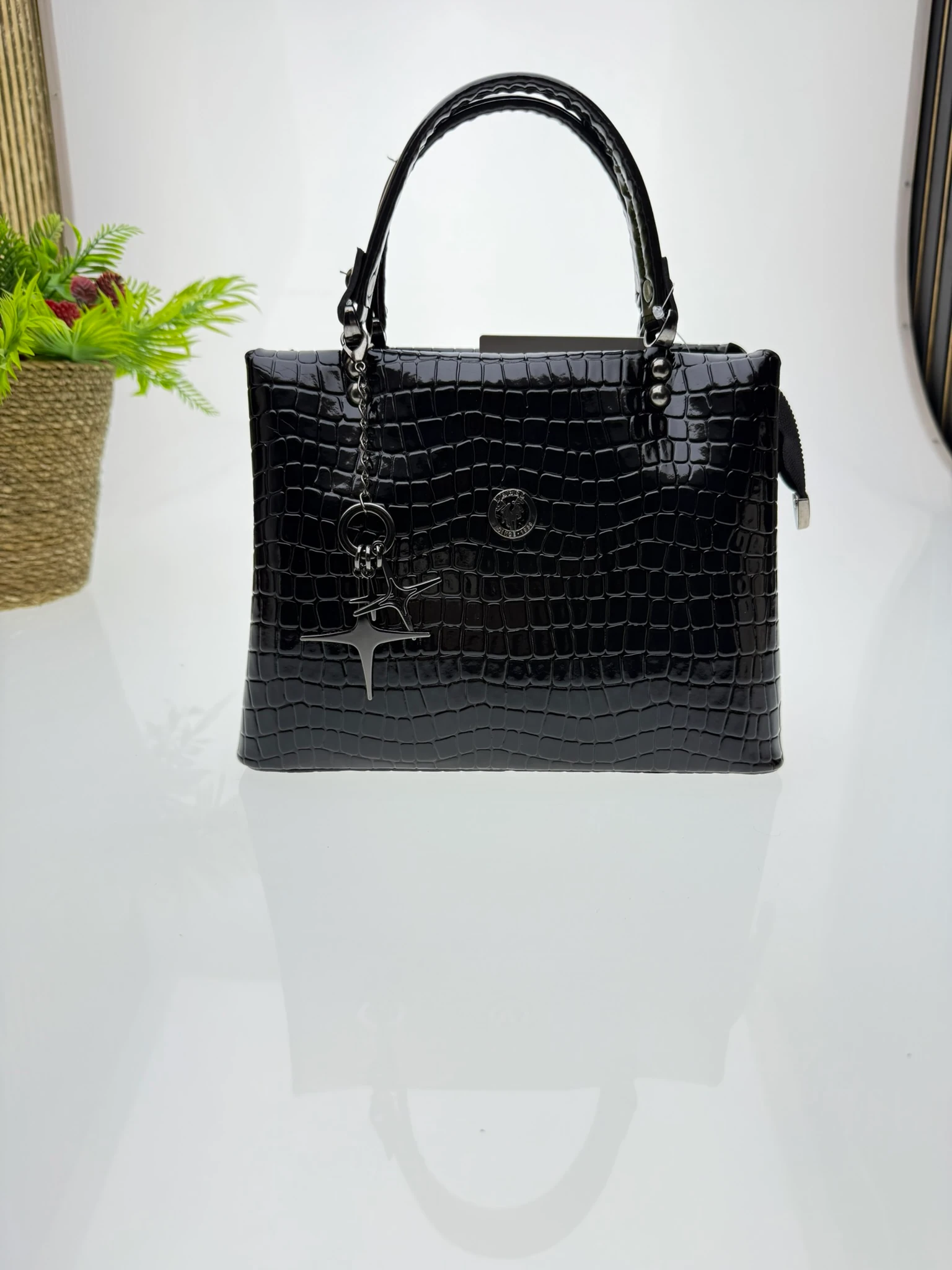 Loofer Kadın Kol Çantası