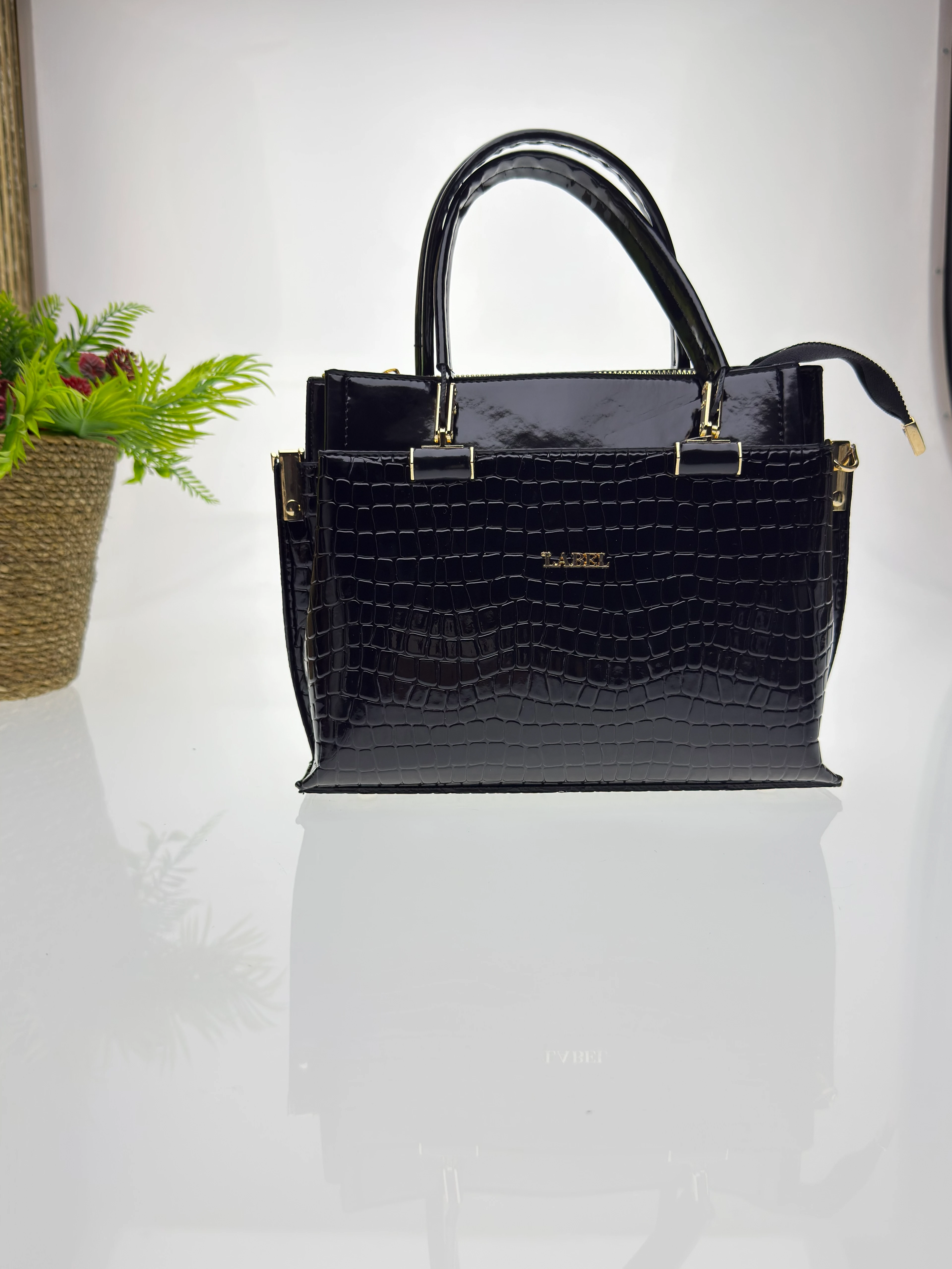 Loofer Kadın Kol Çantası