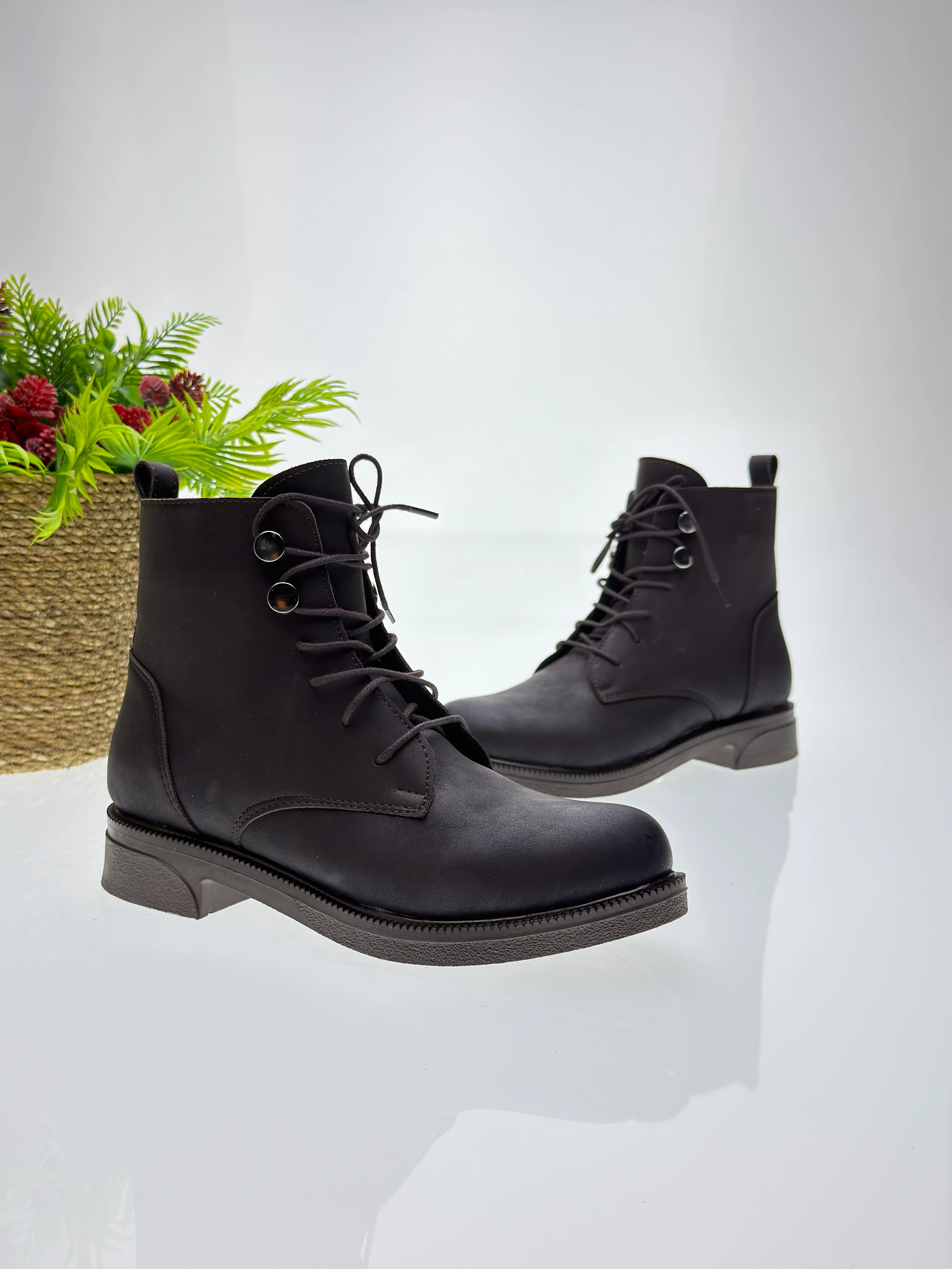 Kadın Ayakakbı - Kahve