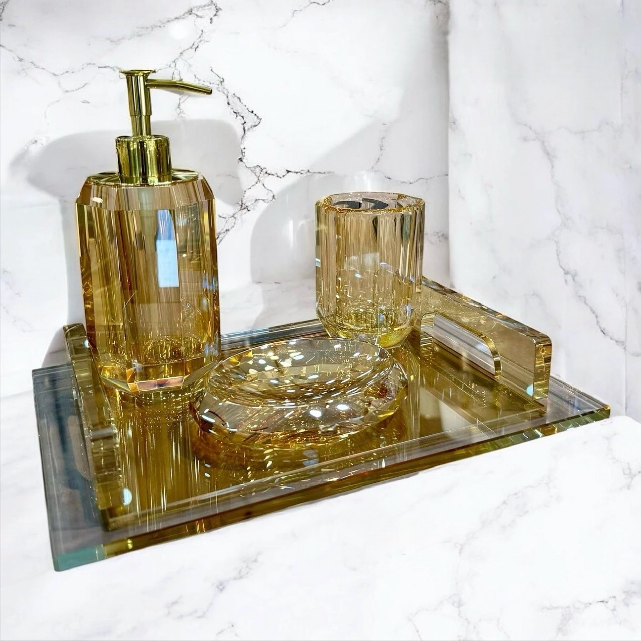 4 Parça Kristal Banyo Seti Gold